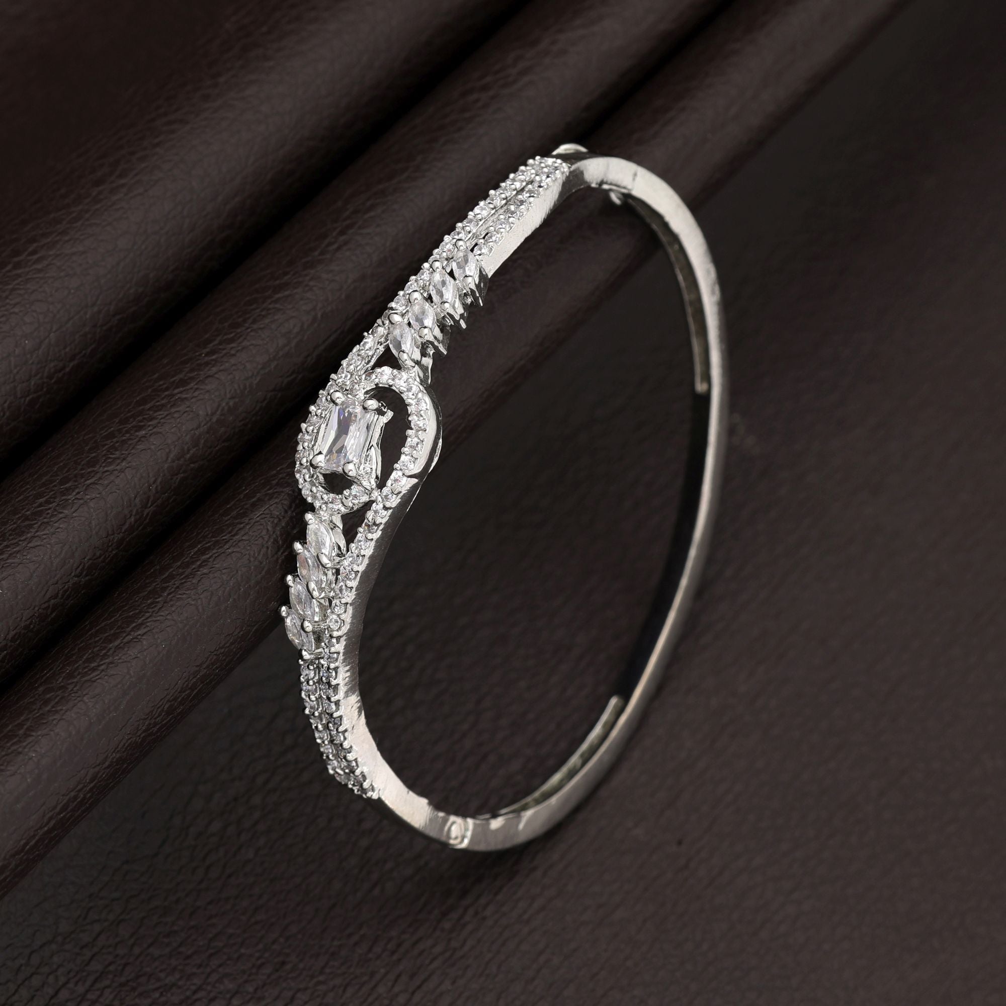 Silver Color American Diamond Bracelet Classic Minimal Modern Jewelry Collection Design