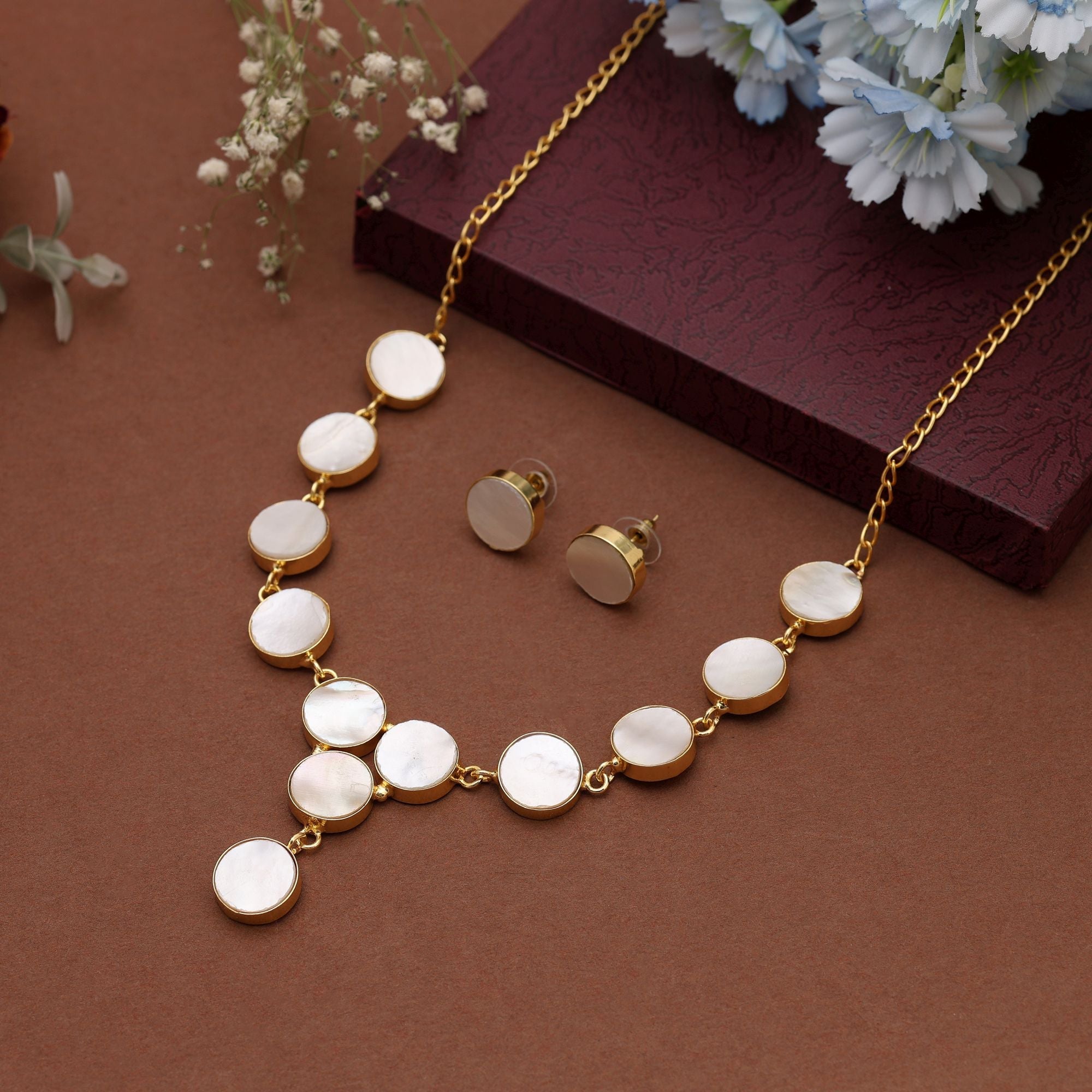 White Color Amrapali Necklace Set Offering Serene Necklace Elegance Perfect For Weddings And Celebrations