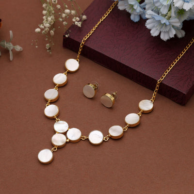 White Color Amrapali Necklace Set Offering Serene Necklace Elegance Perfect For Weddings And Celebrations