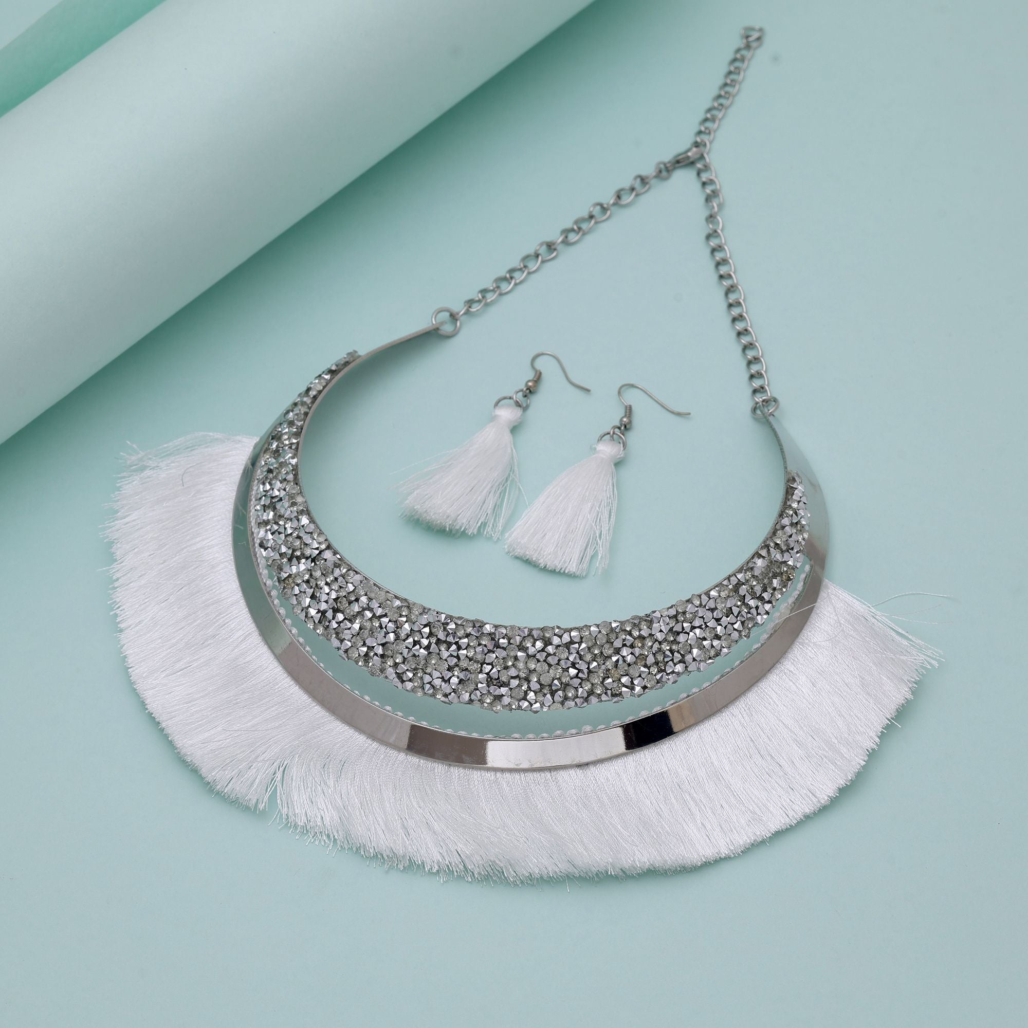Silver Fashion Hansli Necklace Set