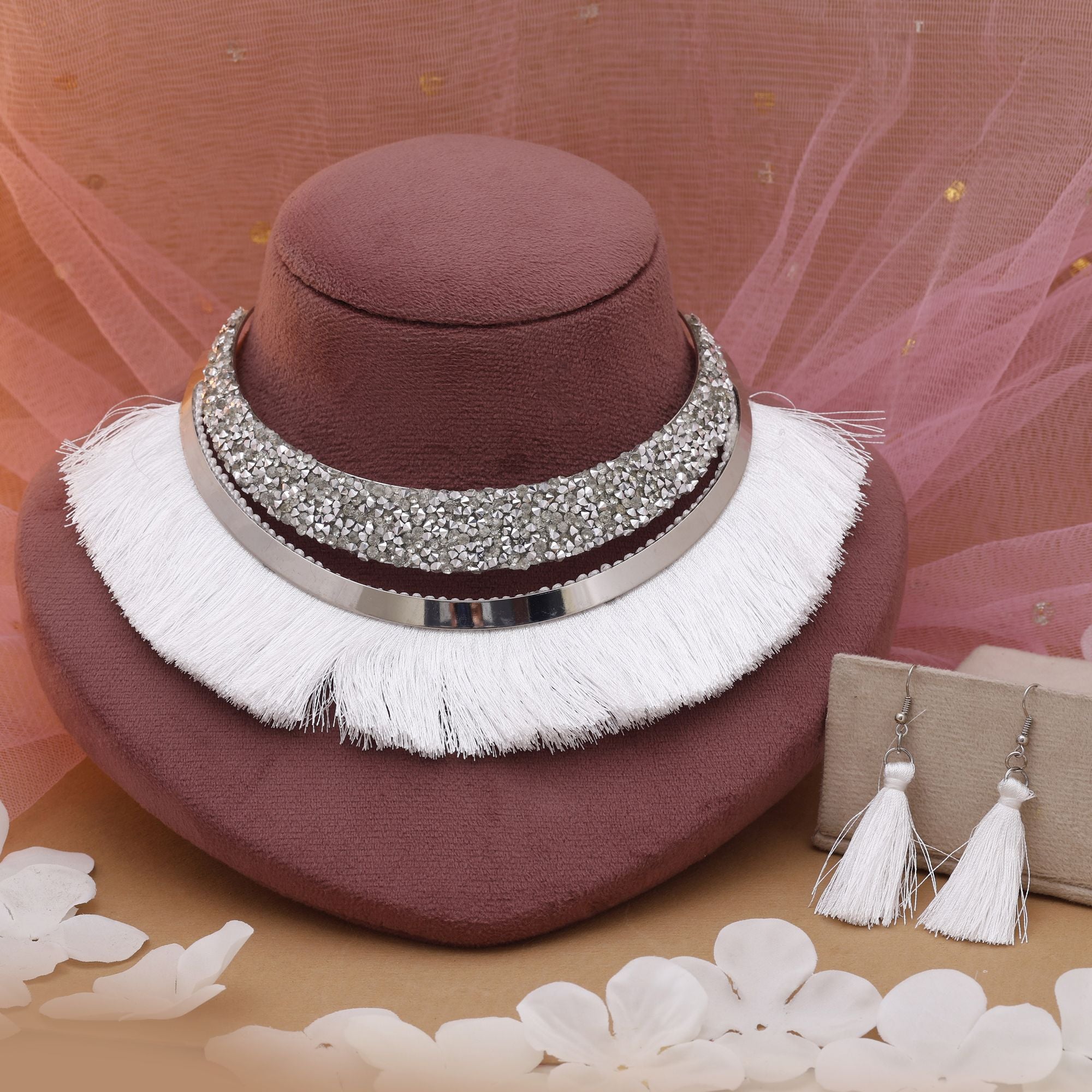 Silver Fashion Hansli Necklace Set