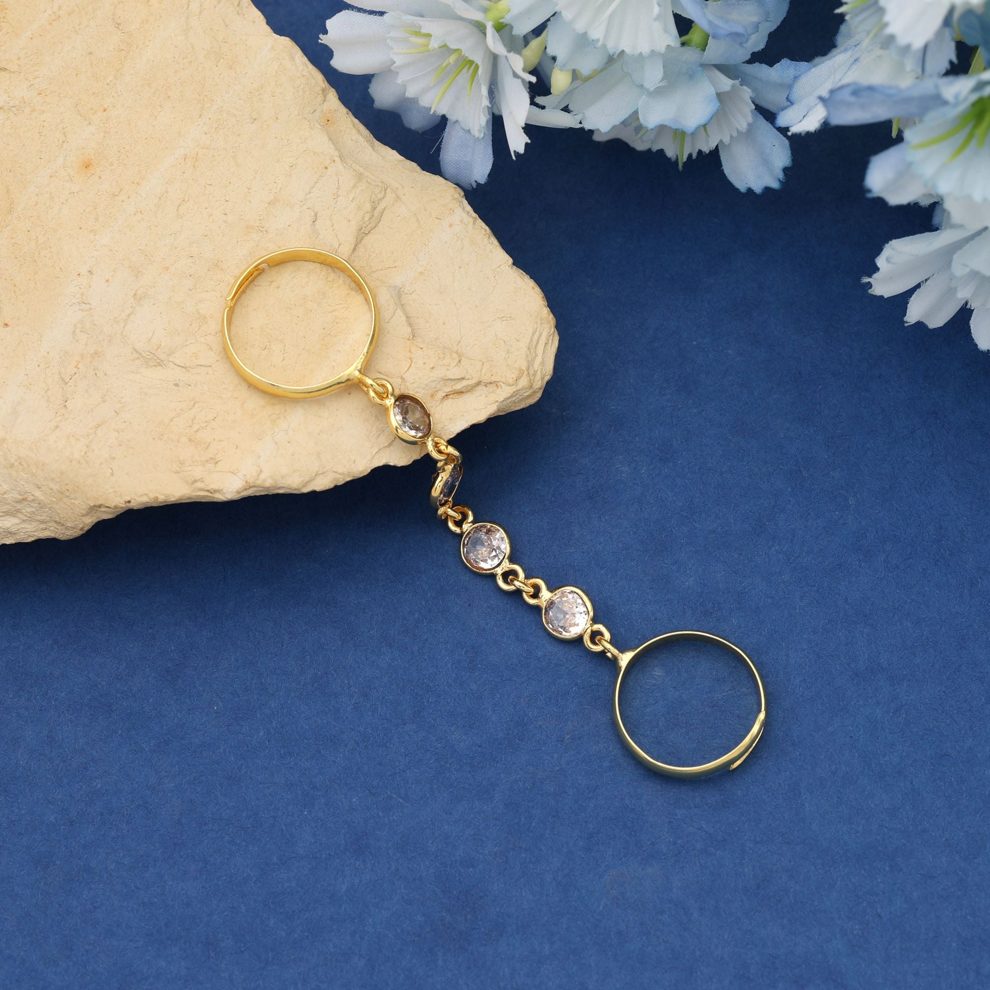 White Color Amrapali Rings Showcasing Serene Traditional Beauty Perfect For Wedding Ceremonies