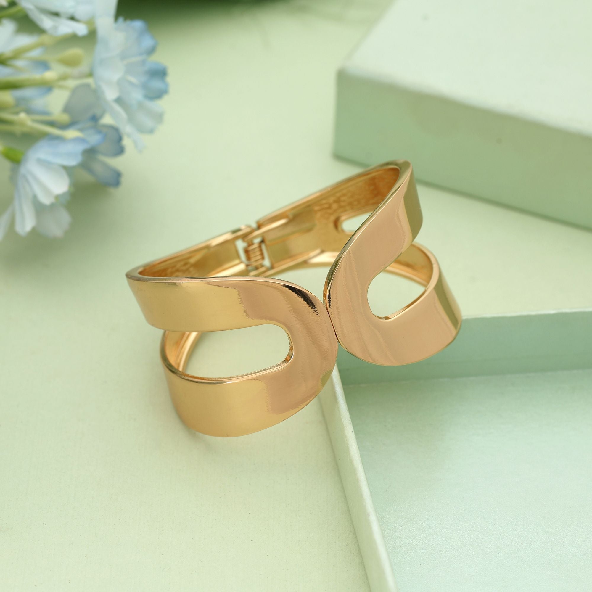 Gold Color Openable Anti Tarnish Bracelet