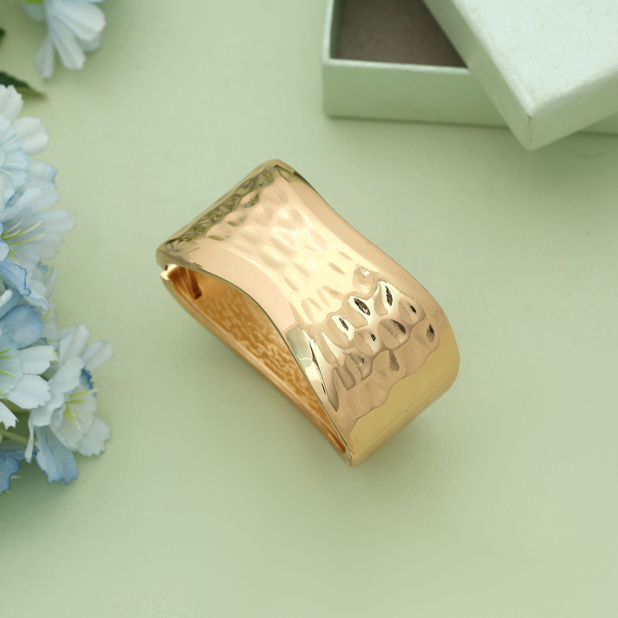 Gold Color Openable Anti Tarnish Bracelet