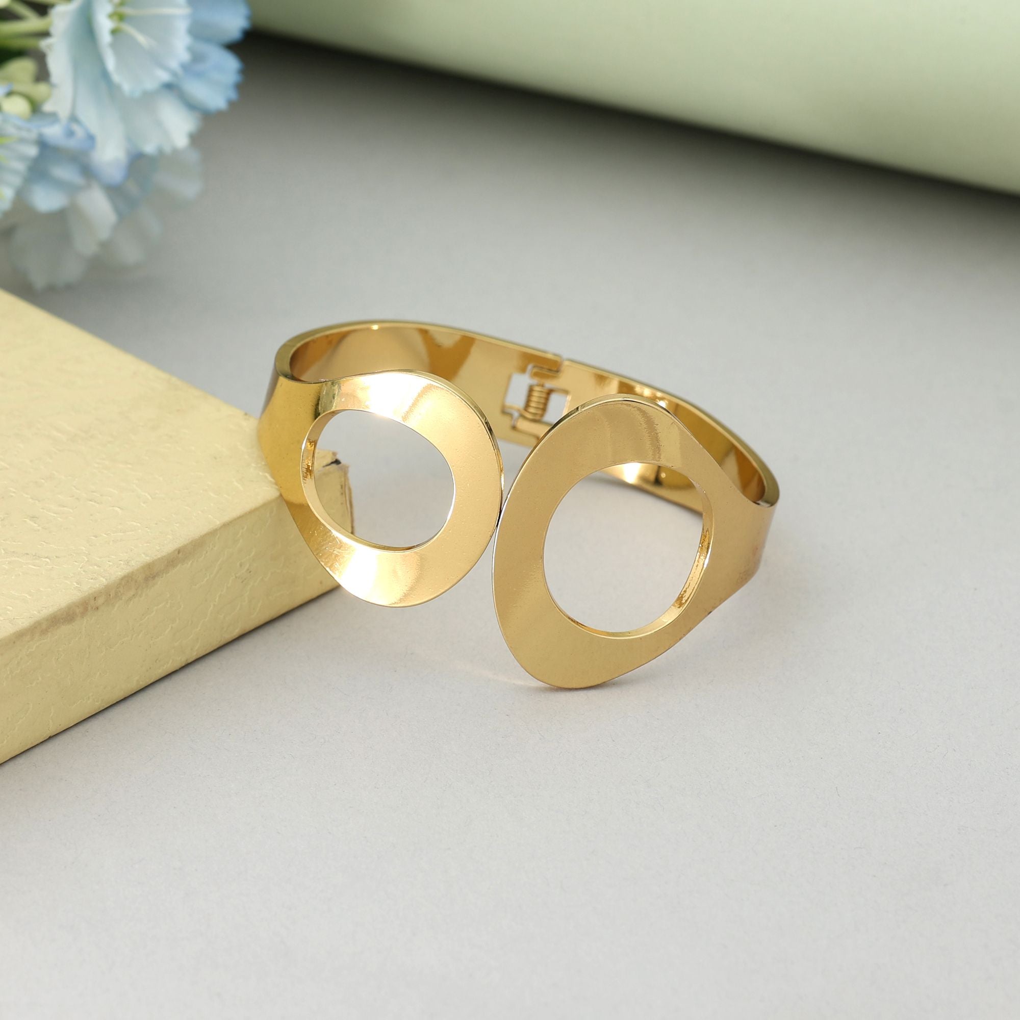 Gold Color Openable Anti Tarnish Bracelet
