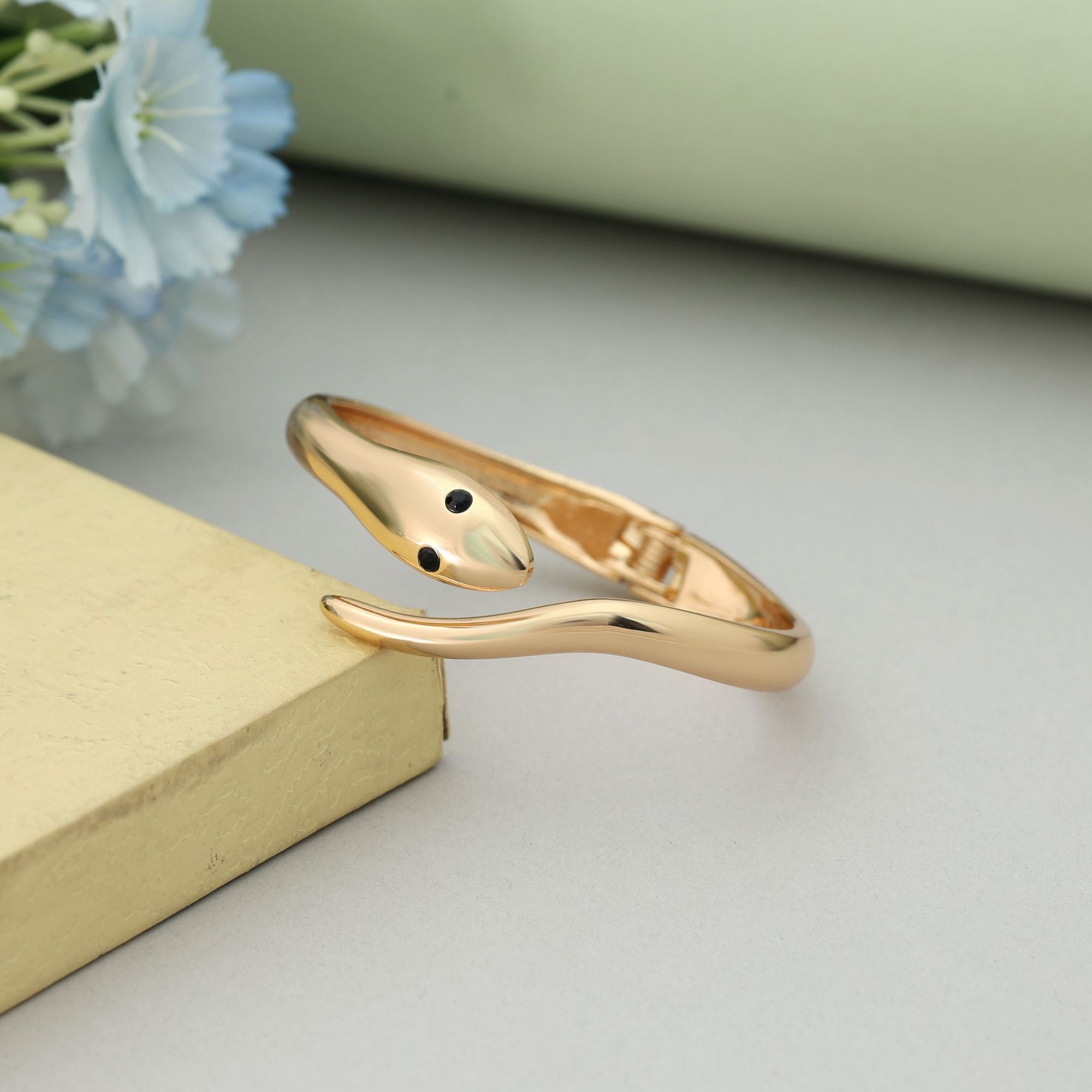 Gold Color Openable Anti Tarnish Bracelet