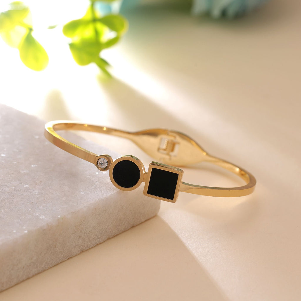 Black Color Premium Anti Tarnish Bracelet