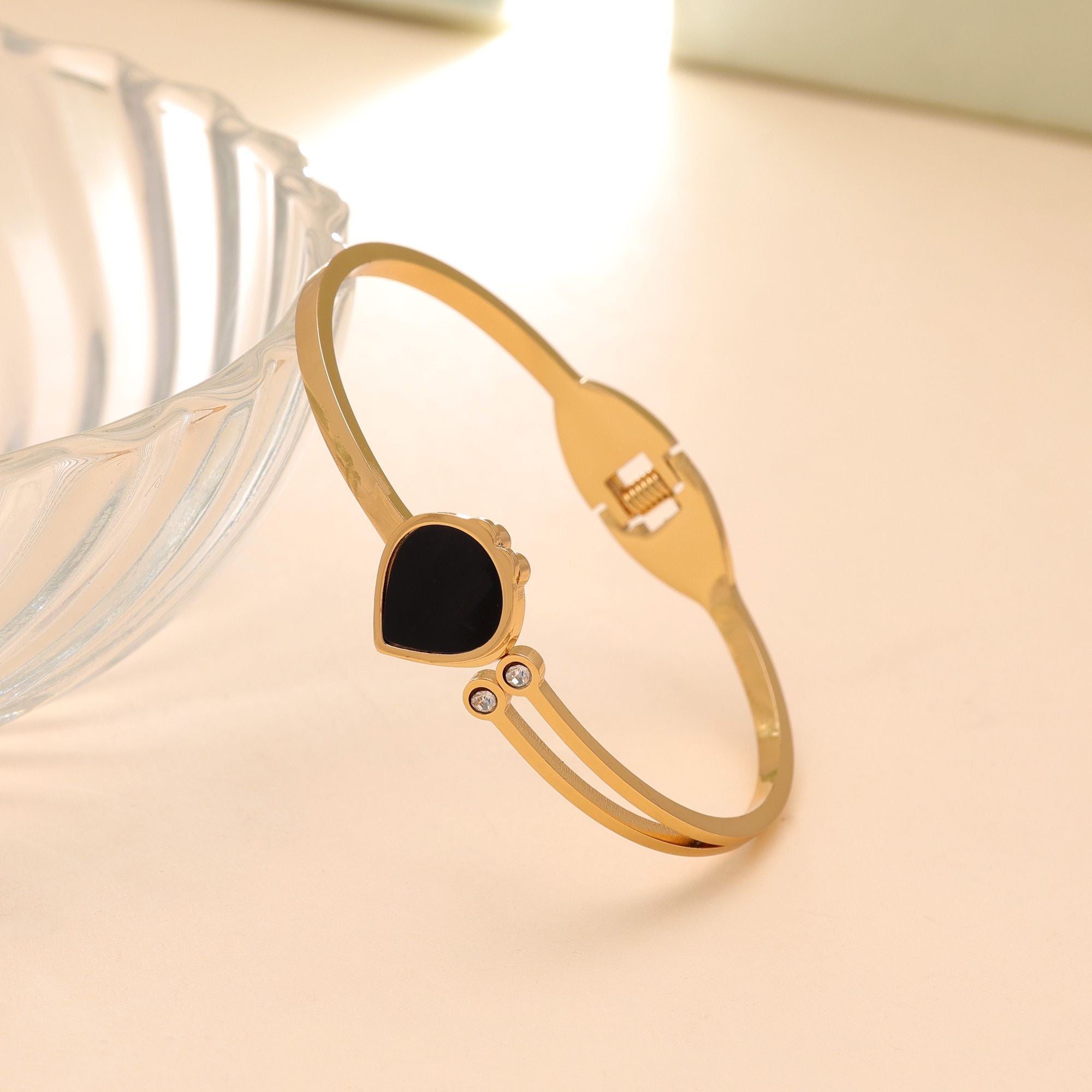 Black Color Trendy Anti Tarnish Bracelet