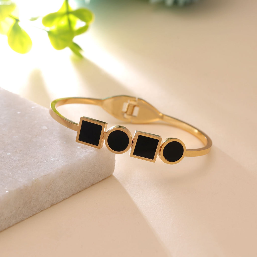 Black Color Durable Anti Tarnish Bracelet