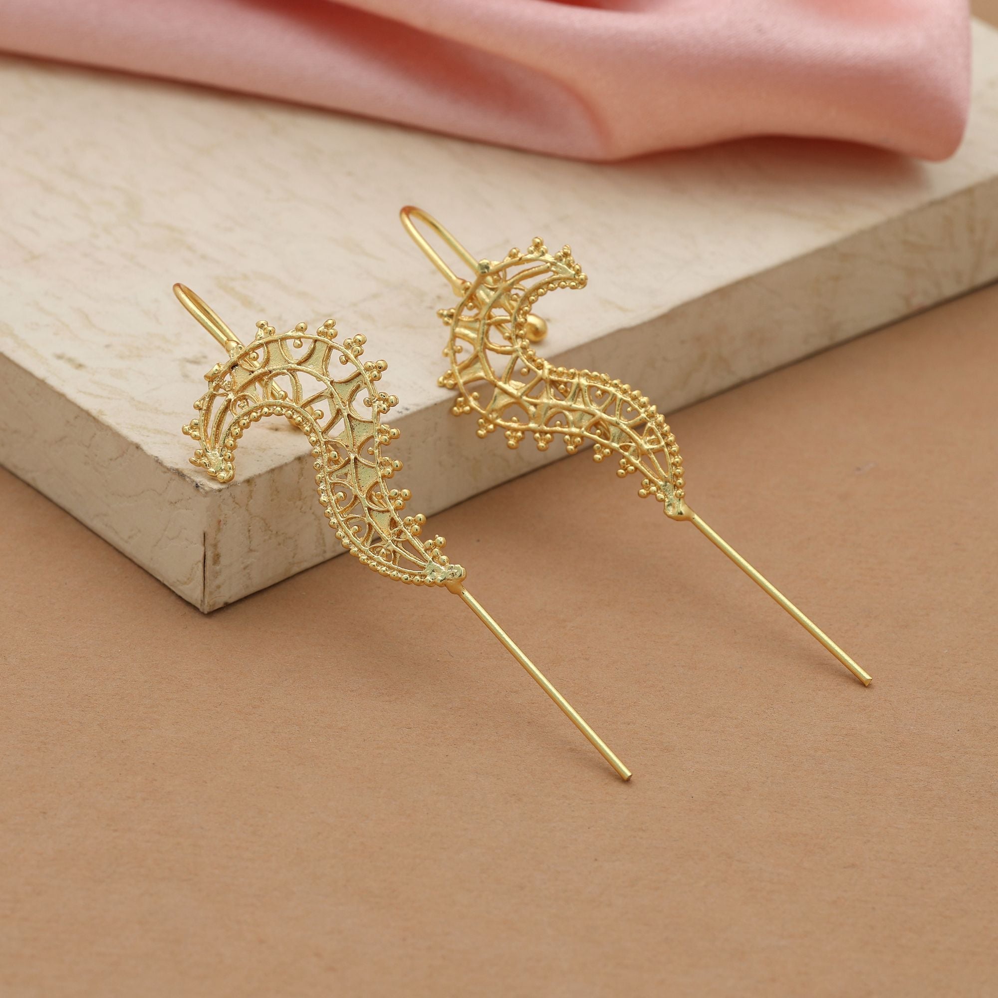 Gold Color Earcuff Clip On Ear Jewelry Party Wear Style