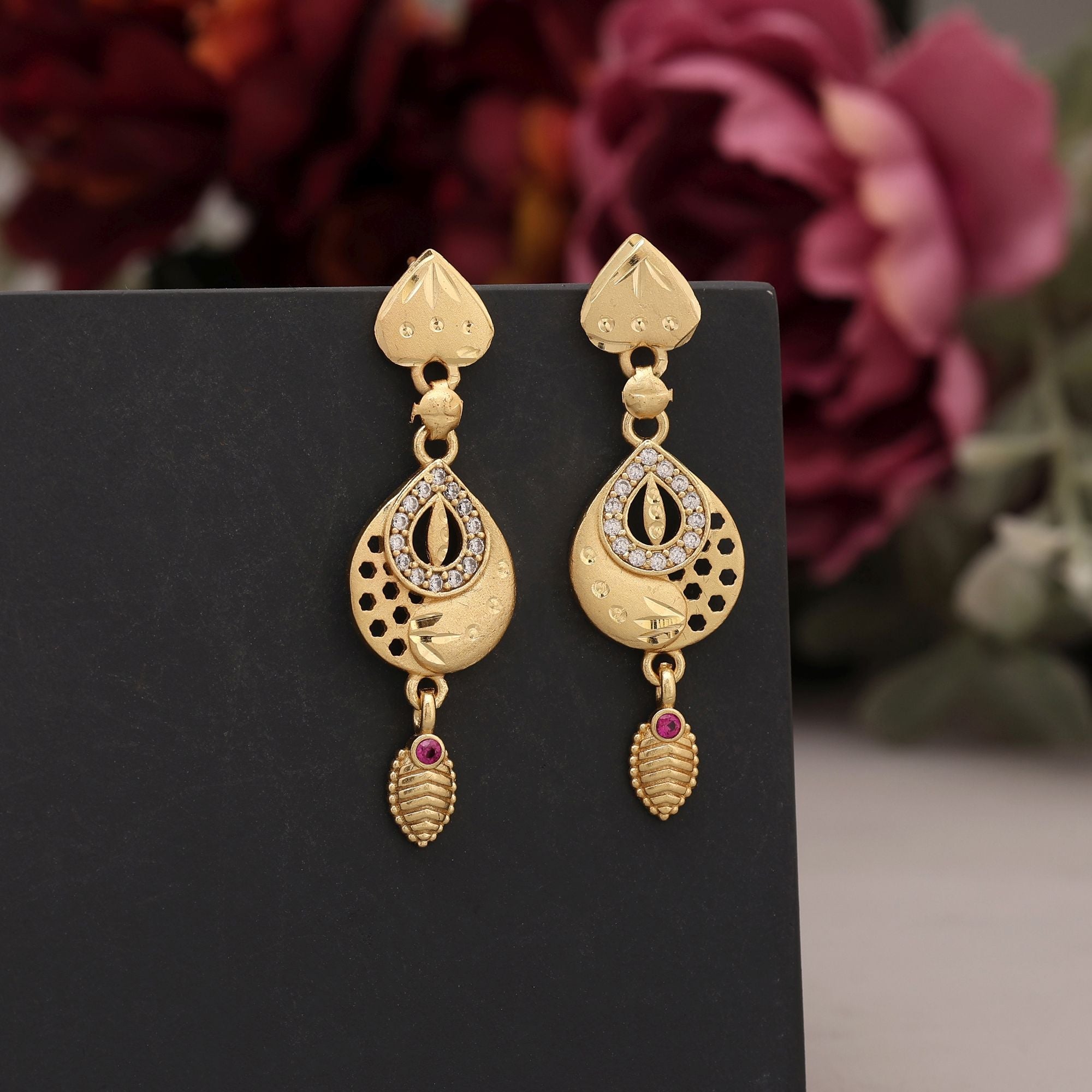 Gold Color Vintage Tradition Antique Earrings