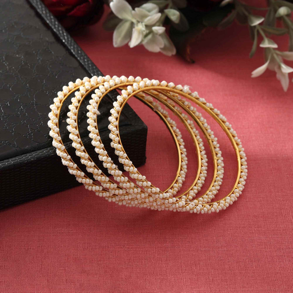 Magenta Color 4 Set Of Velvet Bangles Combo Size(2 Set Of 2.6, 2 Set Of 2.8)