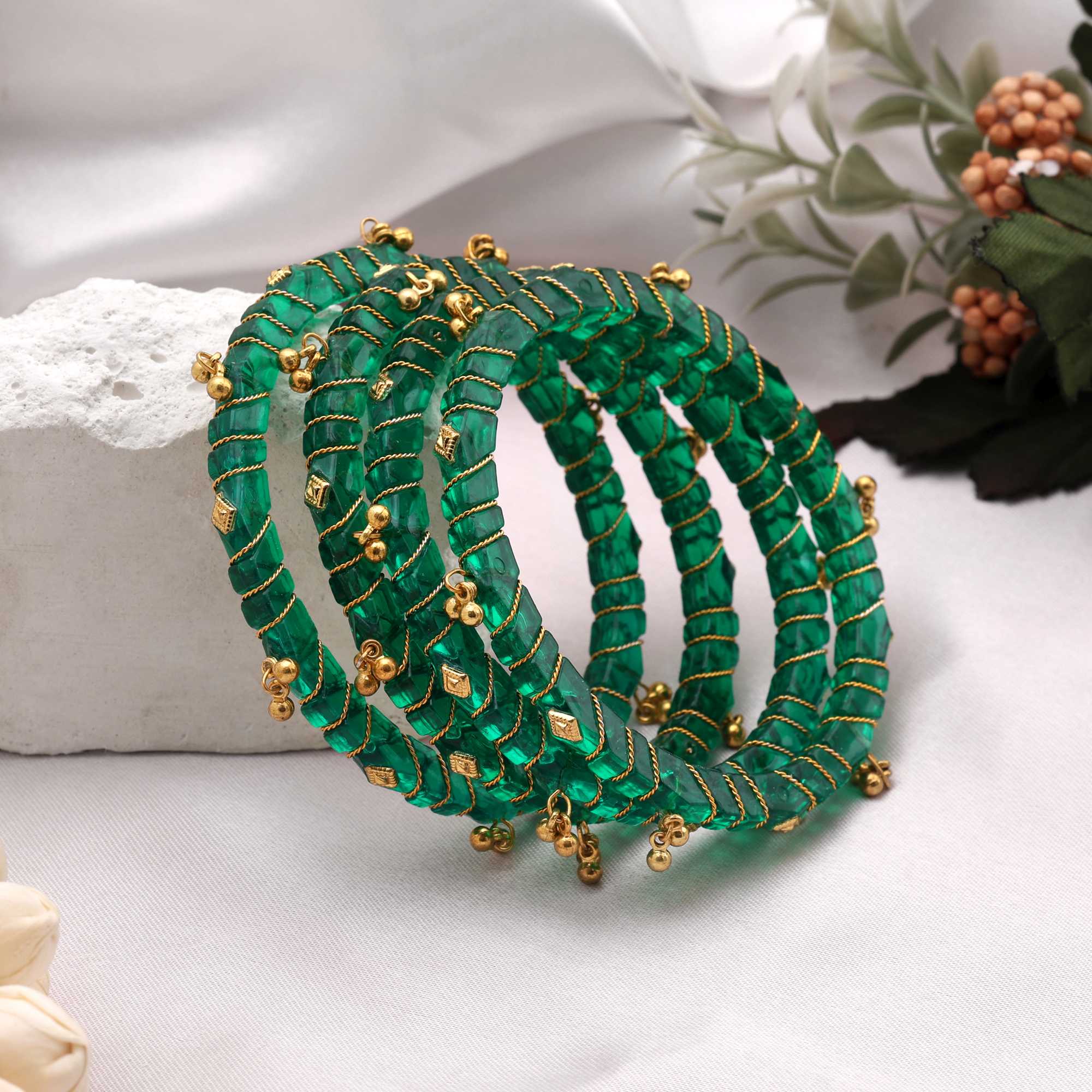Green Color 1 Pair Of Fashion Bangle