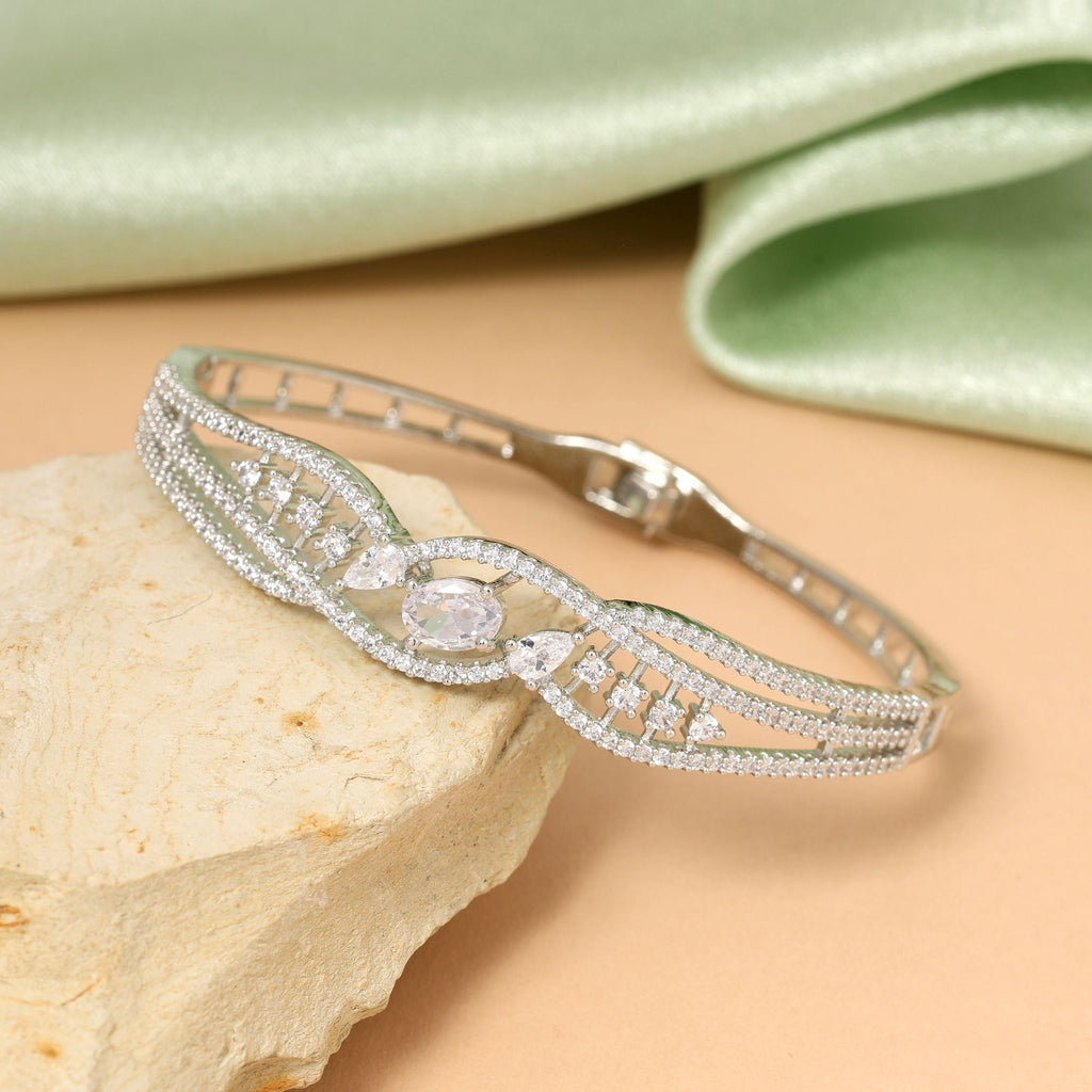 Silver Color Glamorous Openable American Diamond Bracelet For Party And Celebration Look