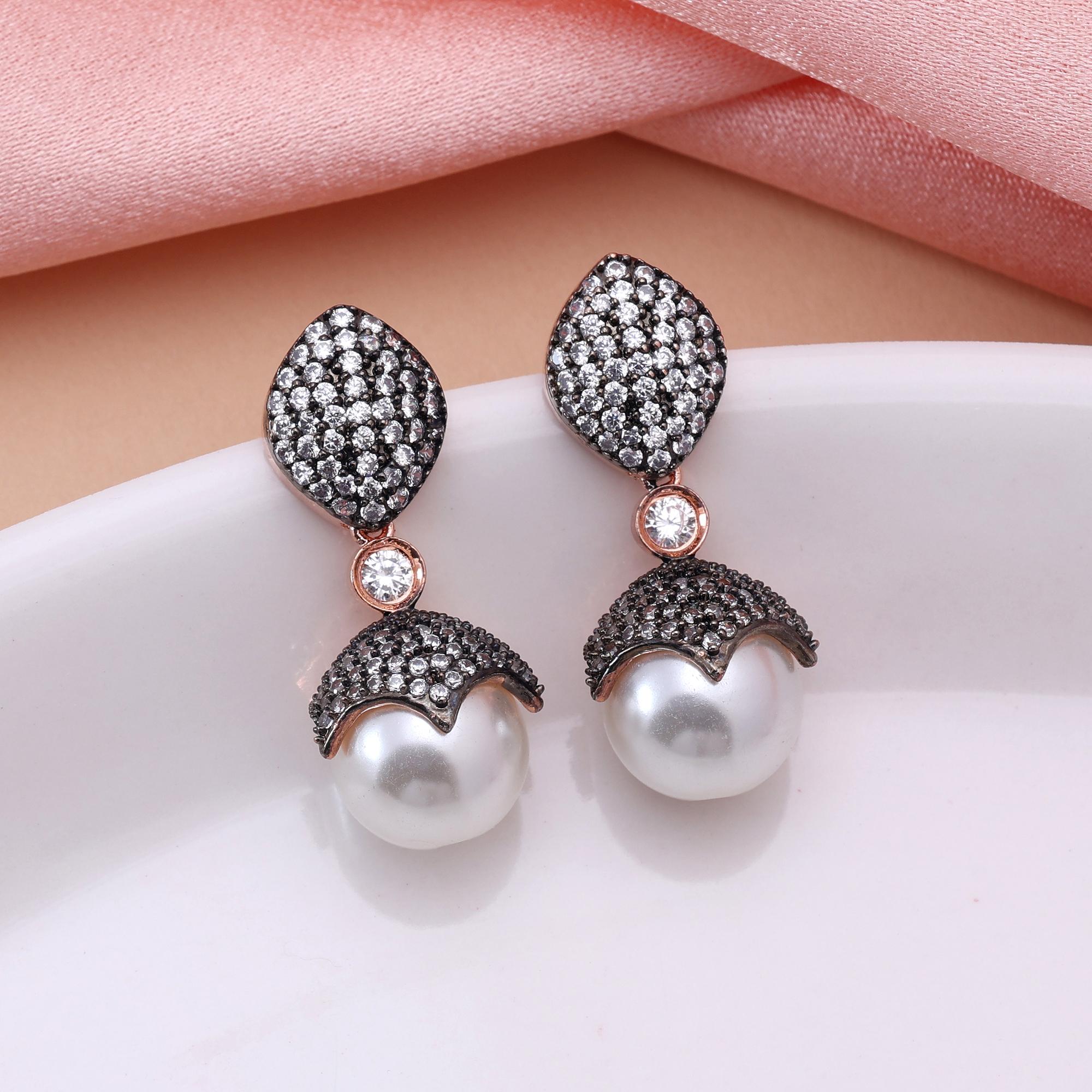 White Color Elegant Shimmering American Diamond Earrings For Women’S Classic Jewelry