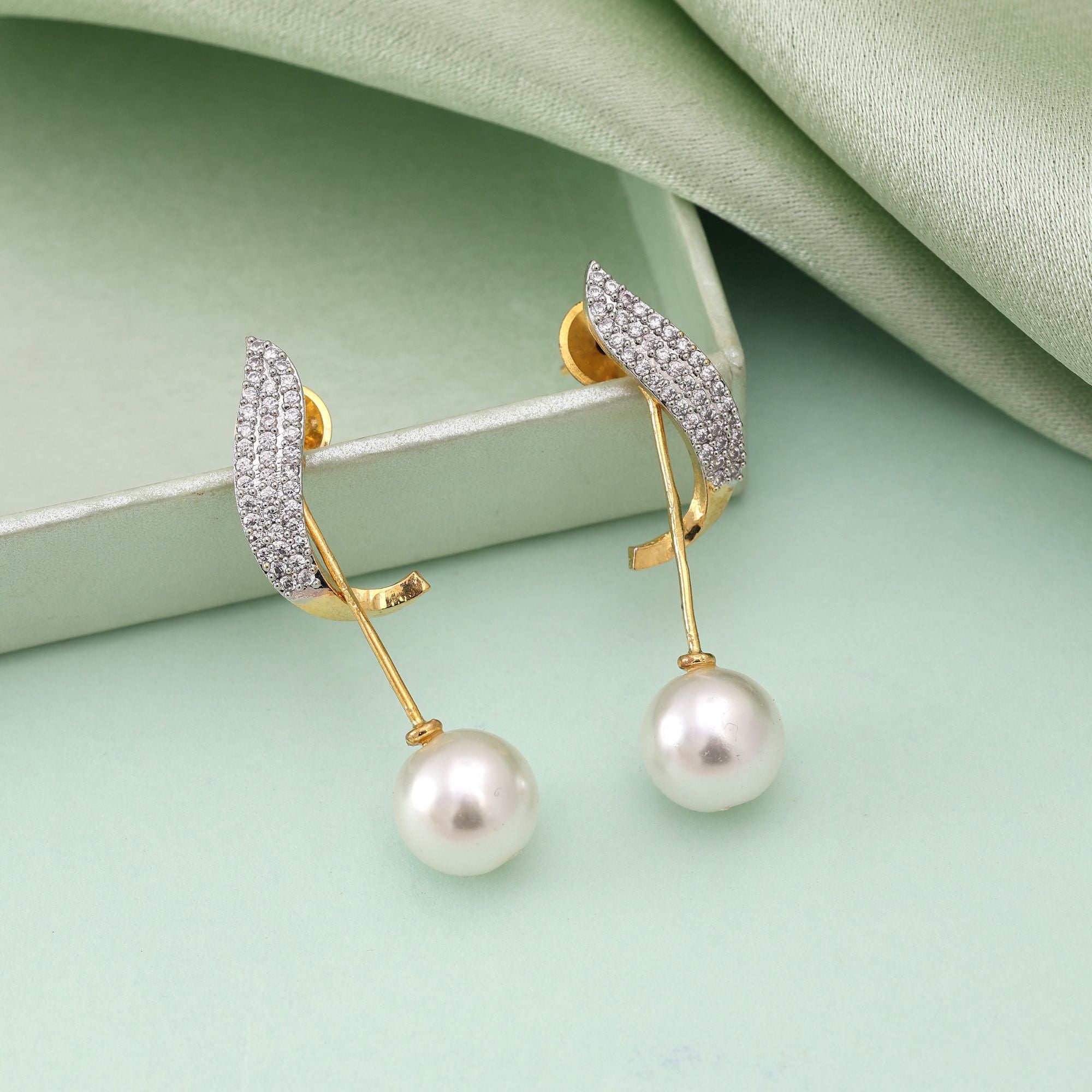 White Color American Diamond Earrings Fashion Earrings With Wedding Ready Sparkle