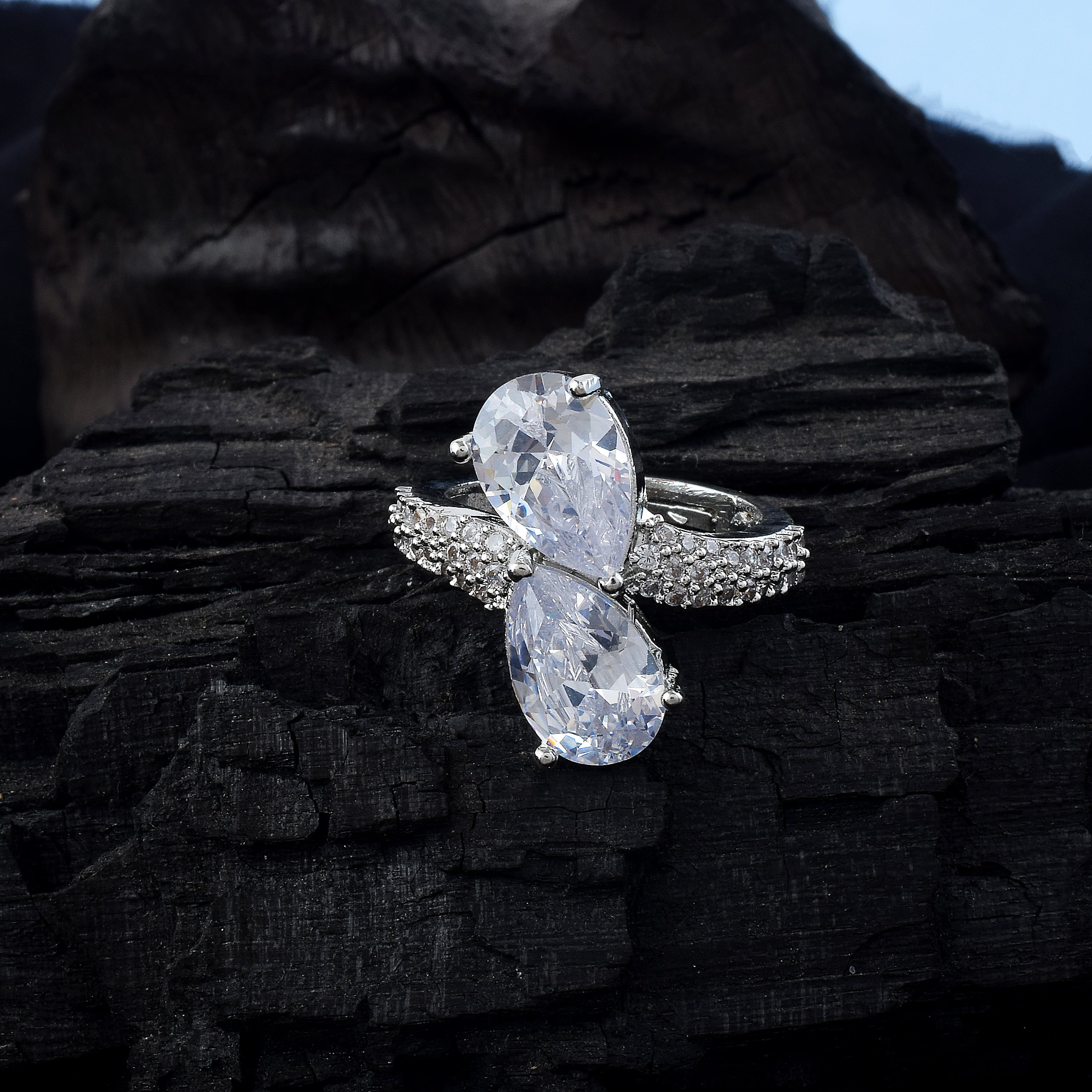 Luxurious Silver Color American Diamond Ring For Graceful Evening Wear
