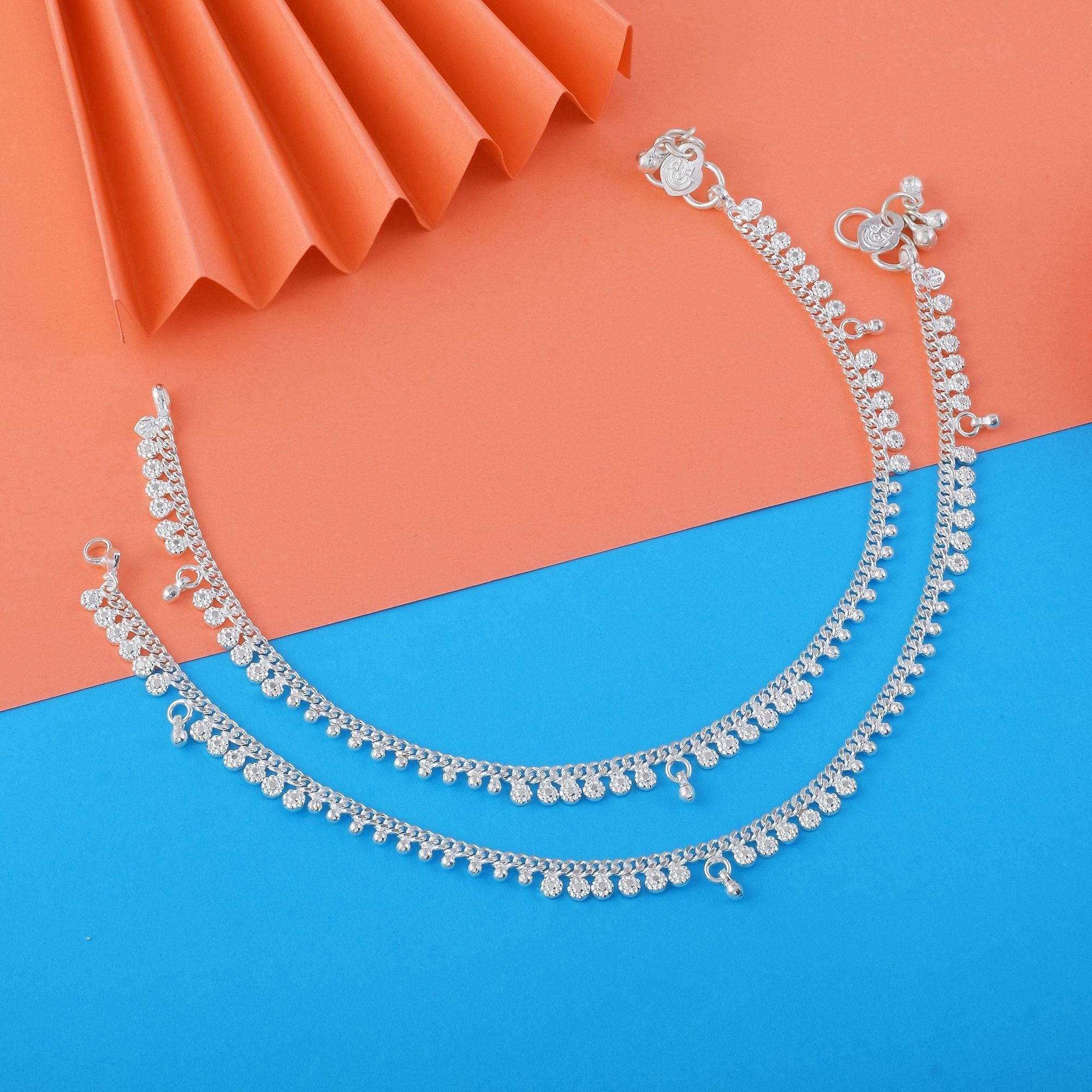 Classic Silver Color Anklets Designed with Handmade Artistic Work for Daily Fashion Wear