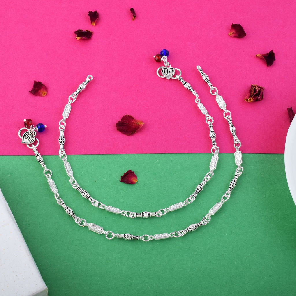 Elegant Silver Color Oxidised Anklet Crafted With Artistic Detailing For Bridal And Cultural Outfits