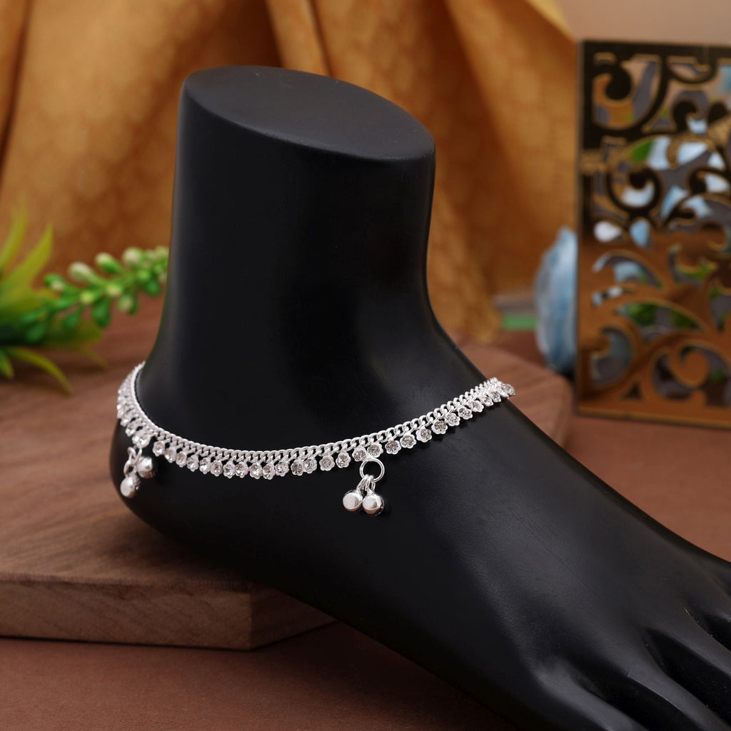 Elegant Silver Daily Shine Anklet