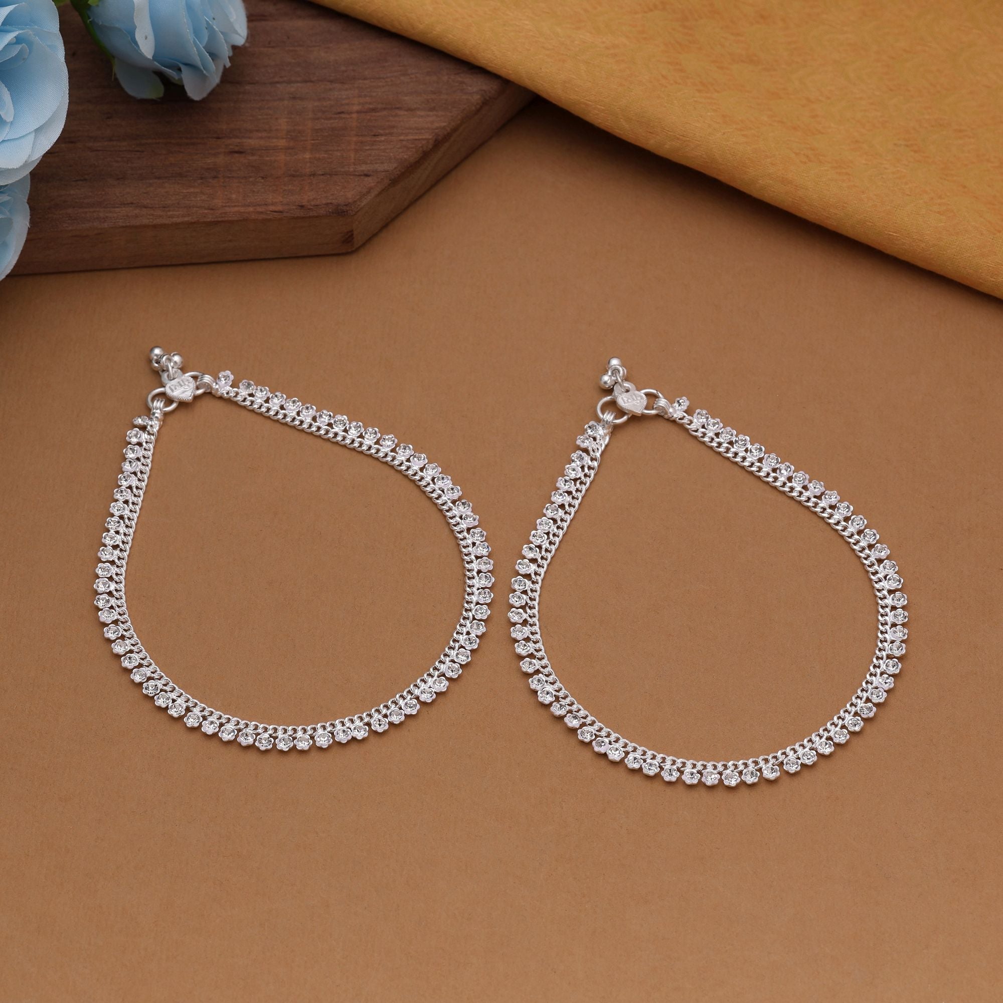 Classic Detailed Silver Ethnic Anklet