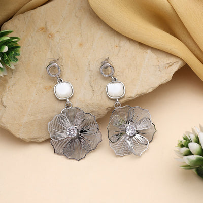 Gorgeous Silver Color Anti Tarnish Earrings With Antique Design For Elegant Occasions