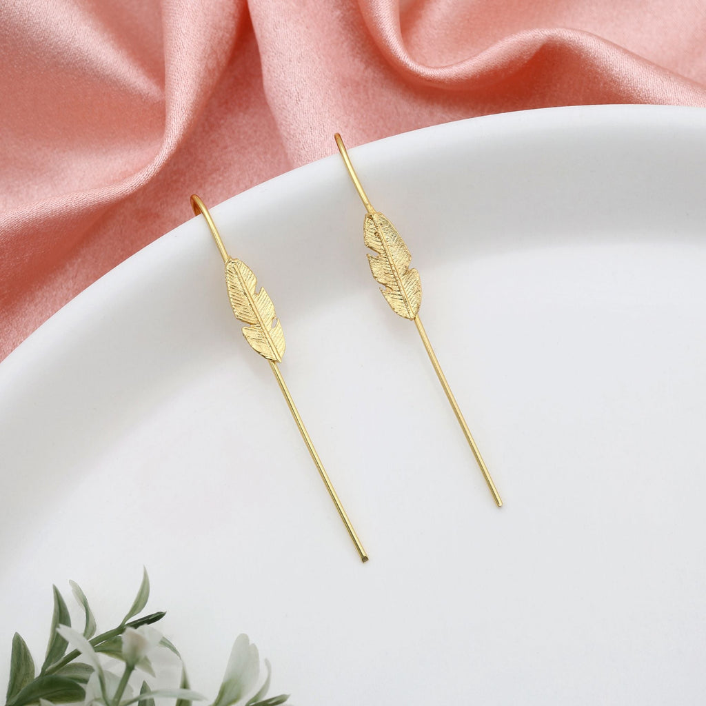 Gold Color Earcuff Offering Modern Yet Traditional Charm Perfect For Festive Jewelry Lovers