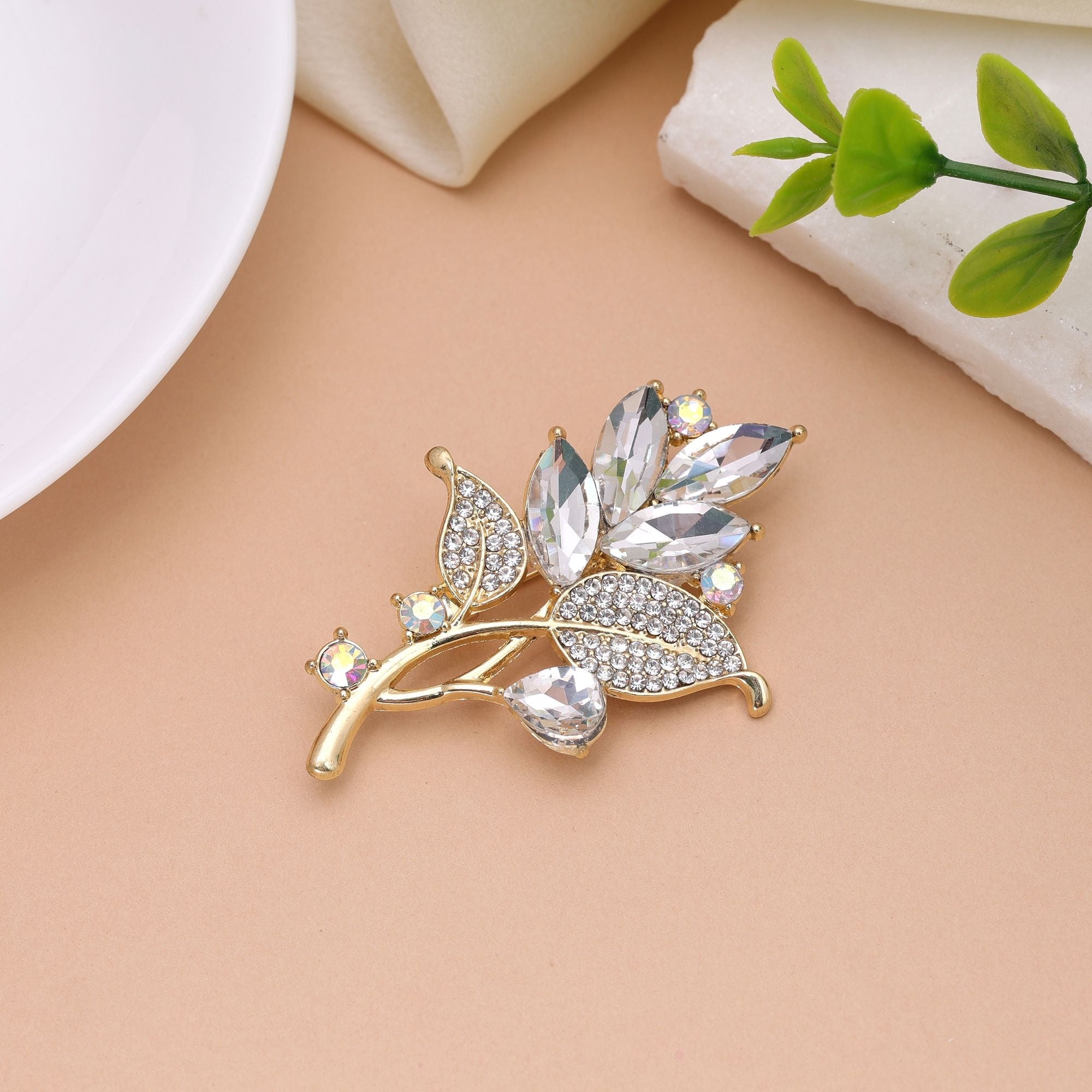 White Color Leaf Design Brooch Artistic Pattern