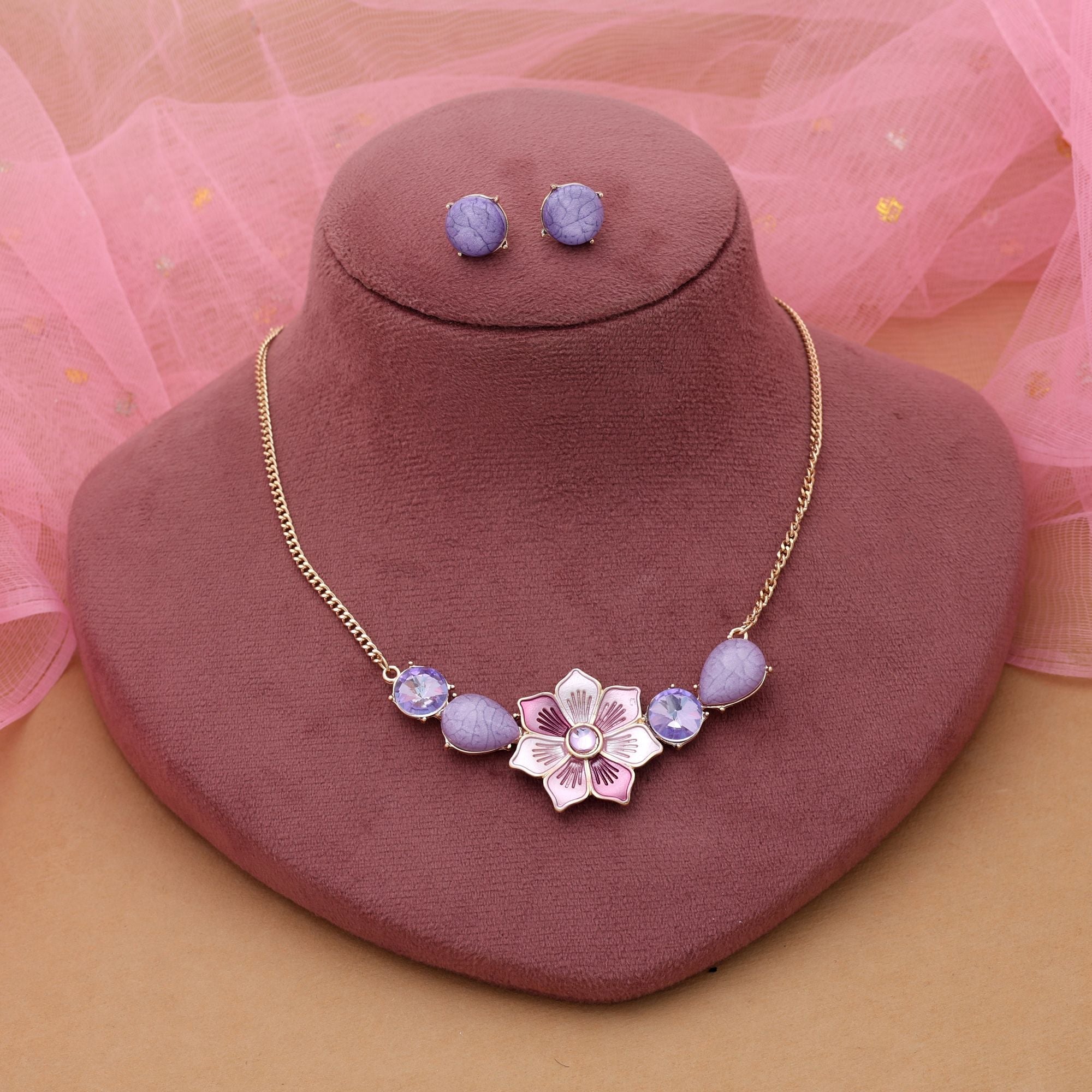 Purple Color Flower Design Anti Tarnish Necklace Set Royal Style