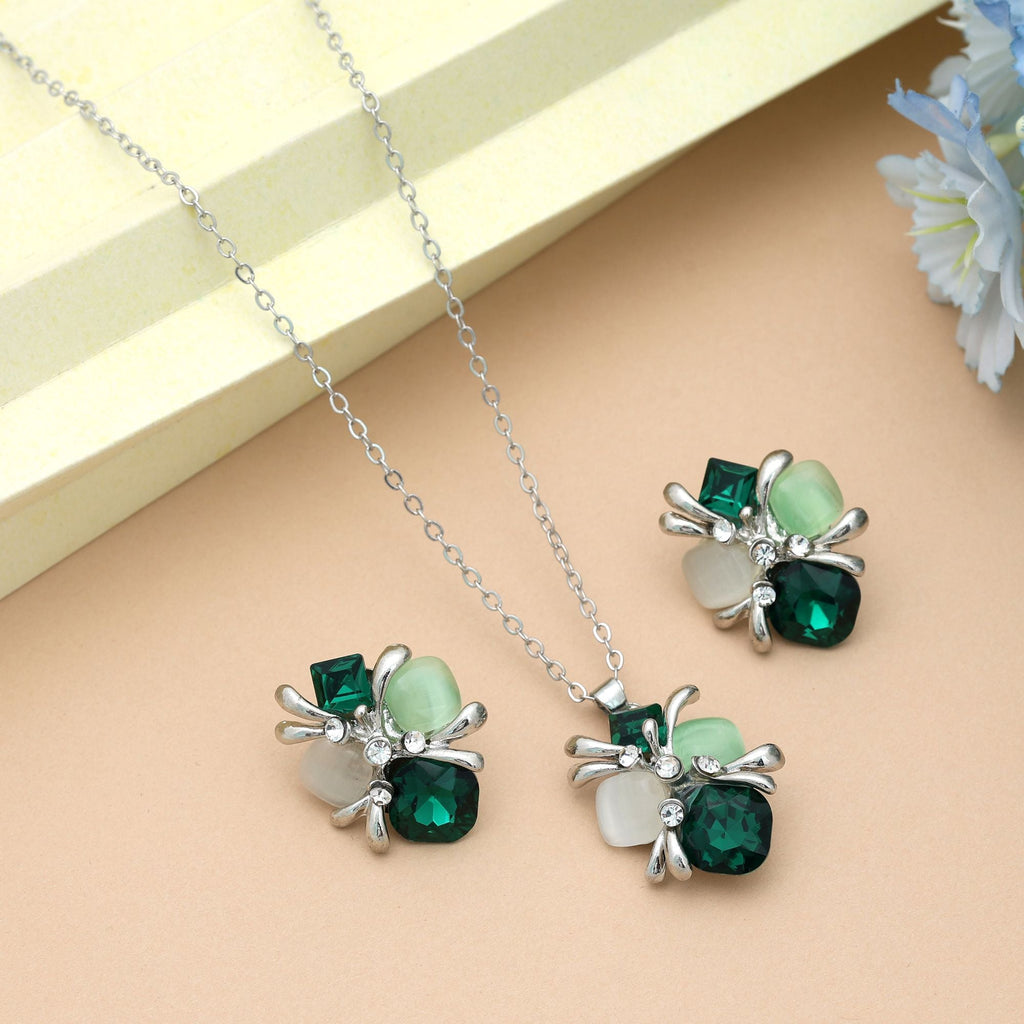 Green Color Anti Tarnish Necklace Set Classic Everyday