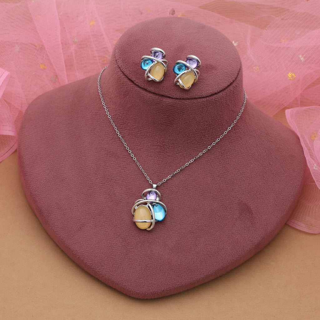 Light Yellow Color Anti Tarnish Necklace Set Elegant Jewelry