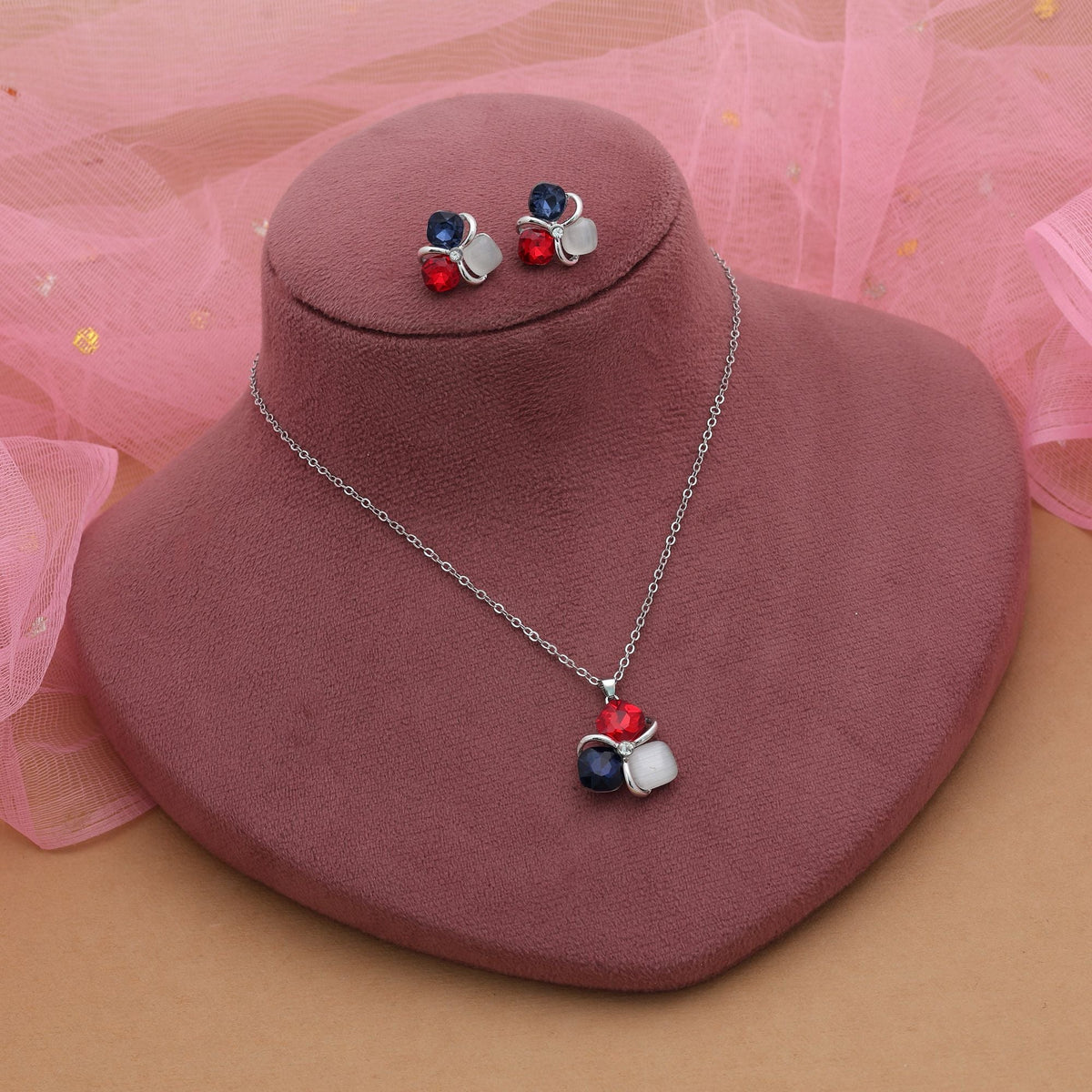 Blue Color Anti Tarnish Necklace Set Classic Jewelry