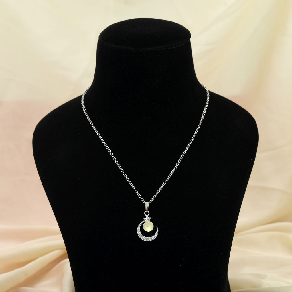 Pista Green Color Anti Tarnish Necklace Trendy Design