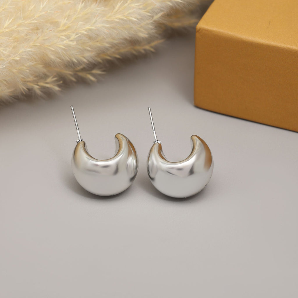 Stylish Silver Color 11 Pair Of Fashion Earrings Designed For Daily And Festive Wear