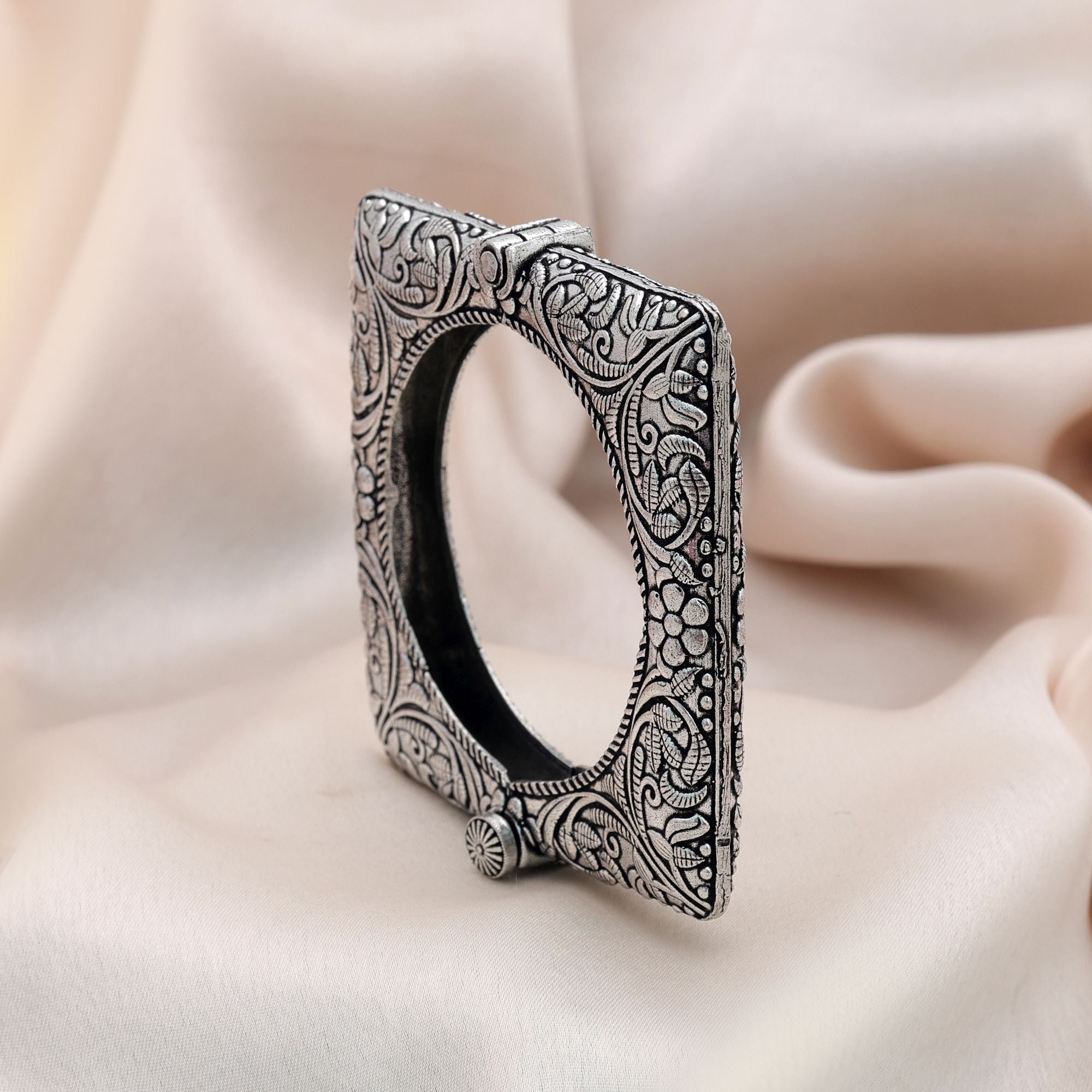 Silver Color Oxidised Openable Bracelet Tribal Traditional Finish