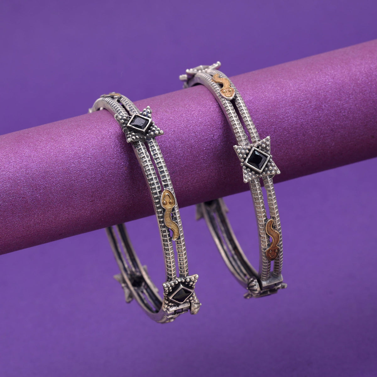Black Color Two Tone Oxidised Openable Bangles With Elegant Ethnic Design