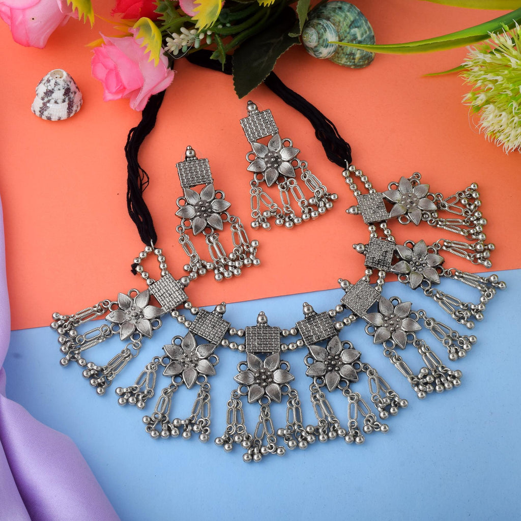 Elegant Silver Color Oxidised Necklace Set With Traditional Boho Detailing