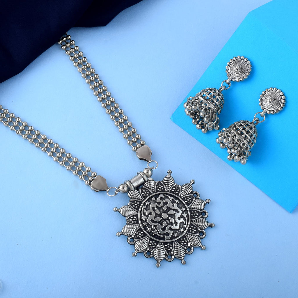 Rustic Silver Color Oxidised Necklace Set To Complement Bohemian Wardrobes