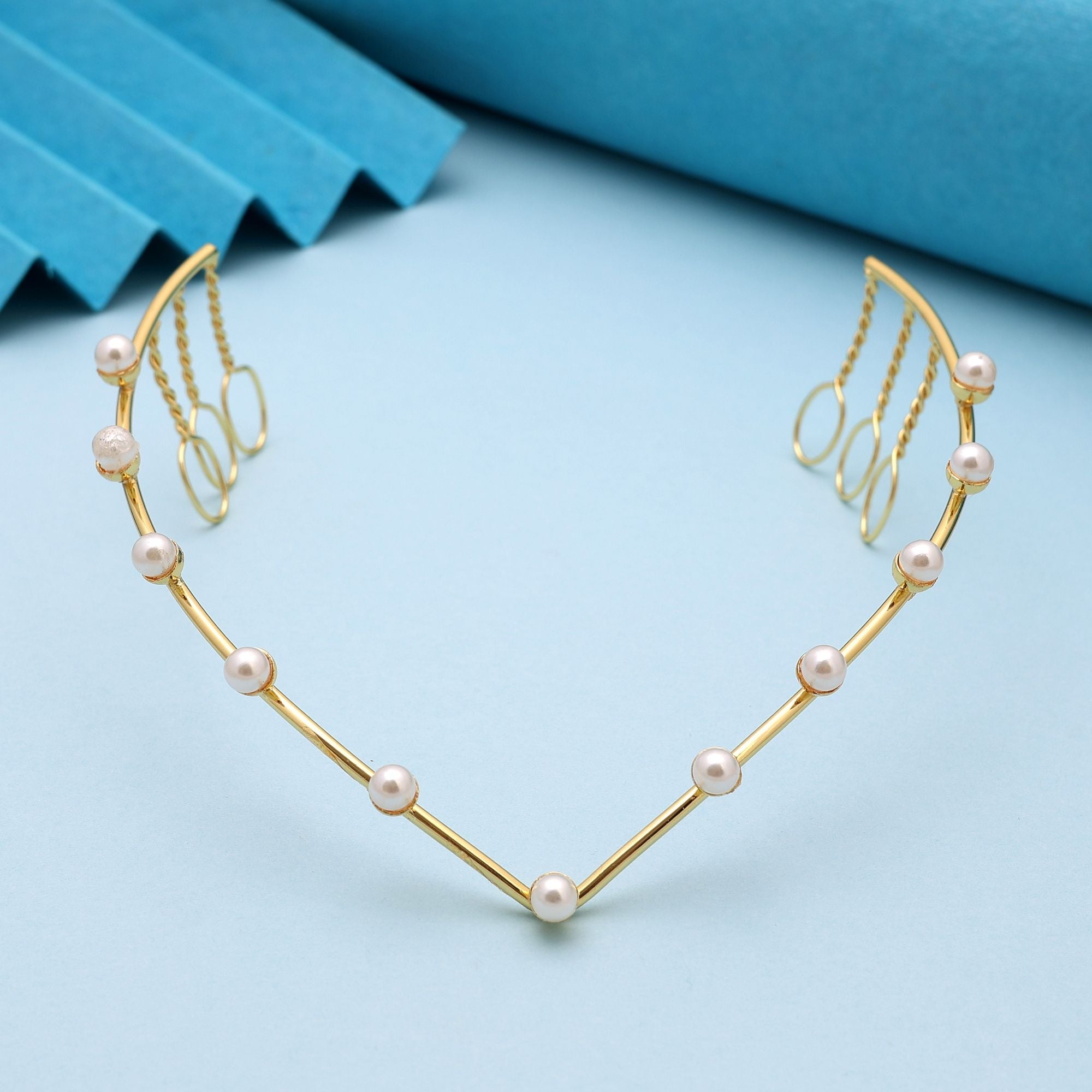 White Color Hair Crown (Tiara) (FNHRP117WHT)