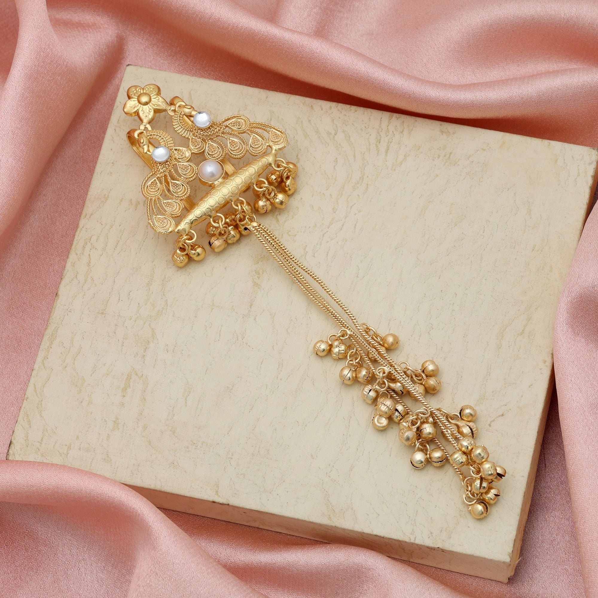 White Color Hair Pin Elegant Bridal Hair Accessory