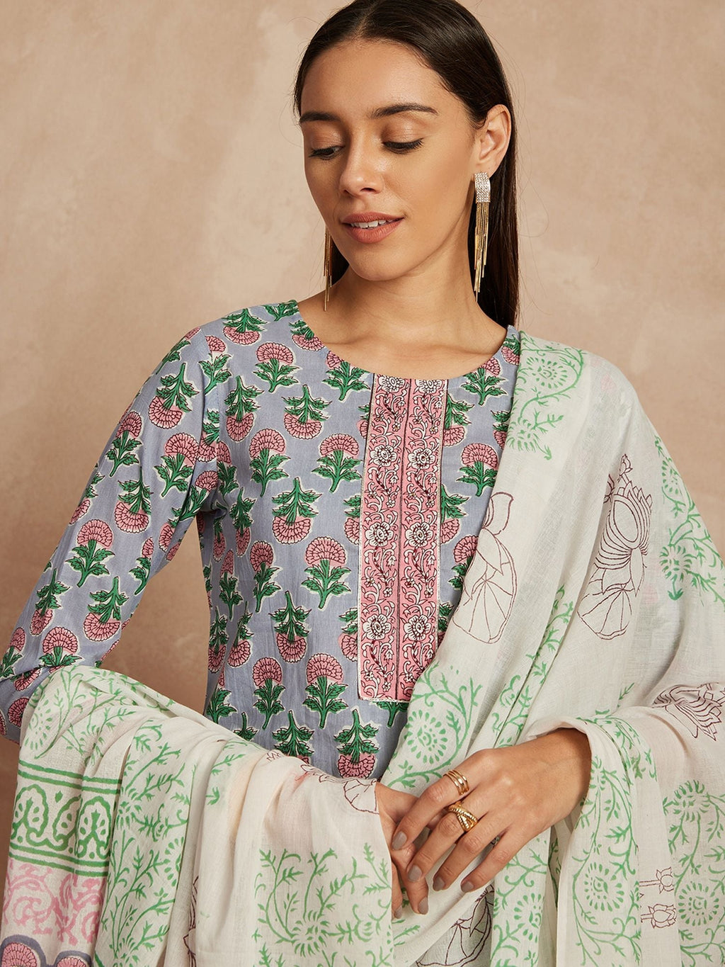 Grey & Pink Color Ethnic Motifs Printed Pure Cotton Kurta & Trousers With Dupatta