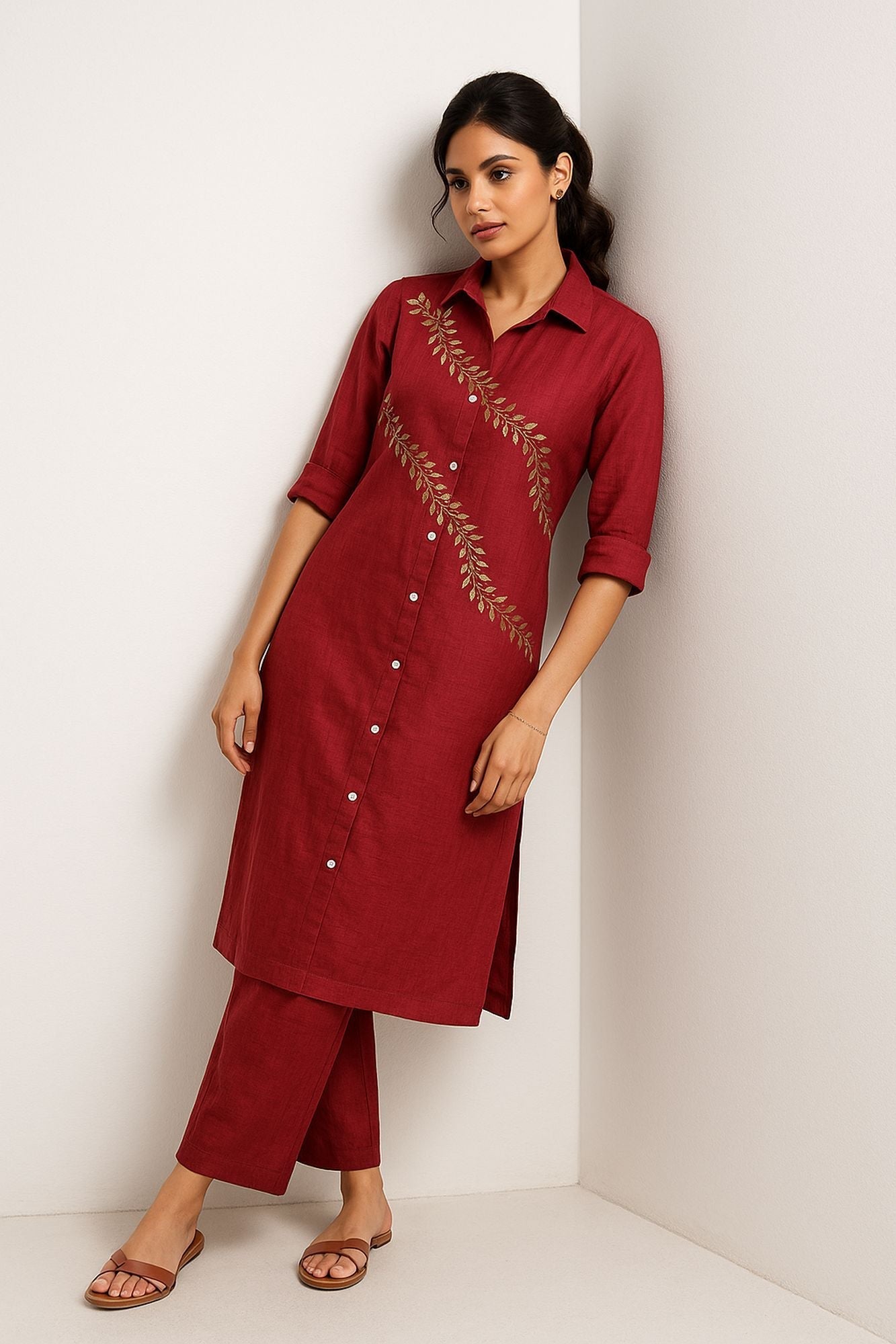 Mirror With Thread Embroidery & Zari Work Maroon Color Kurta Set