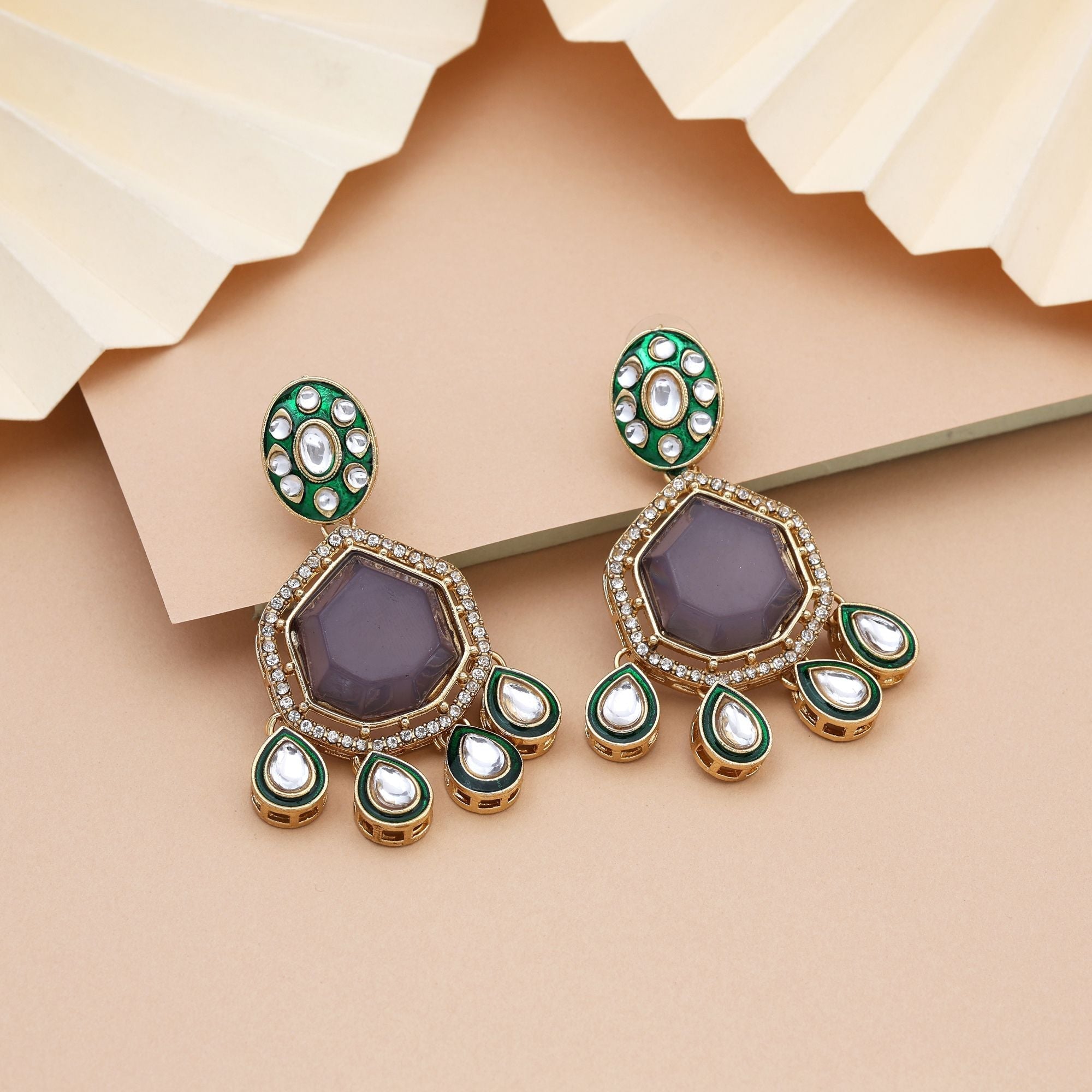Modern Grey Color Kundan Earrings With Antique Design Perfect For Elegant Wedding Looks