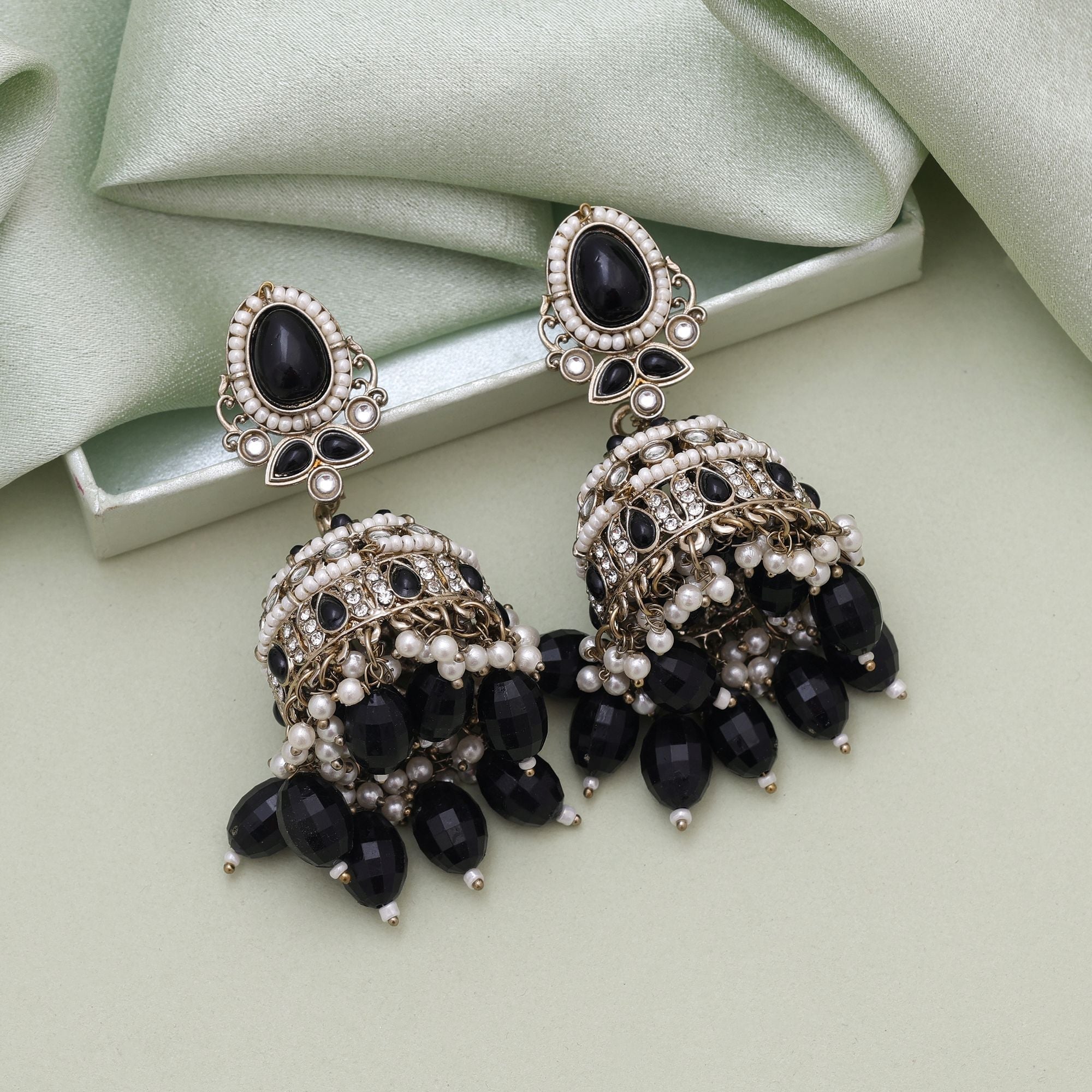 Black Color Kundan Earrings – Bold Style