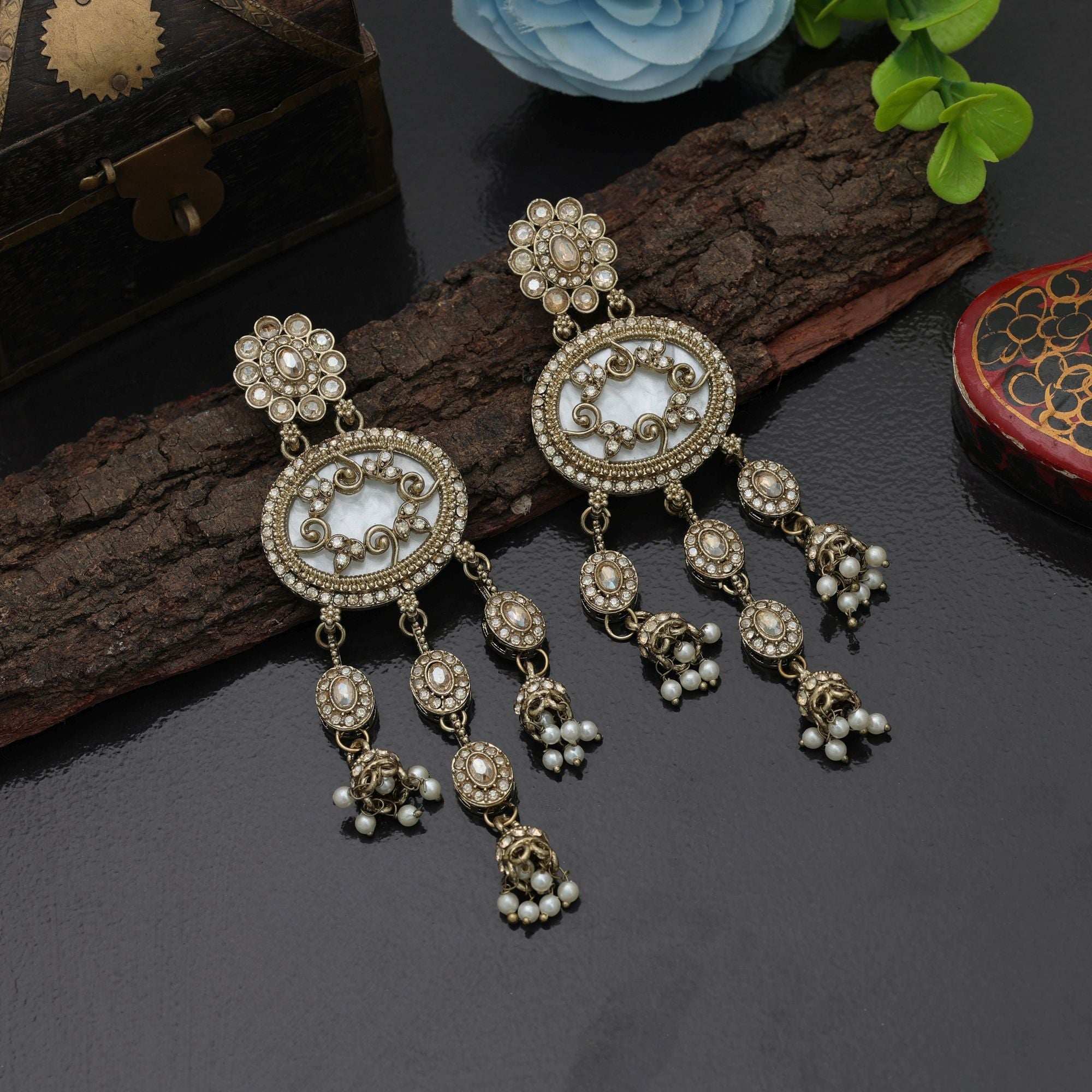 Classic Gold Kundan Earrings