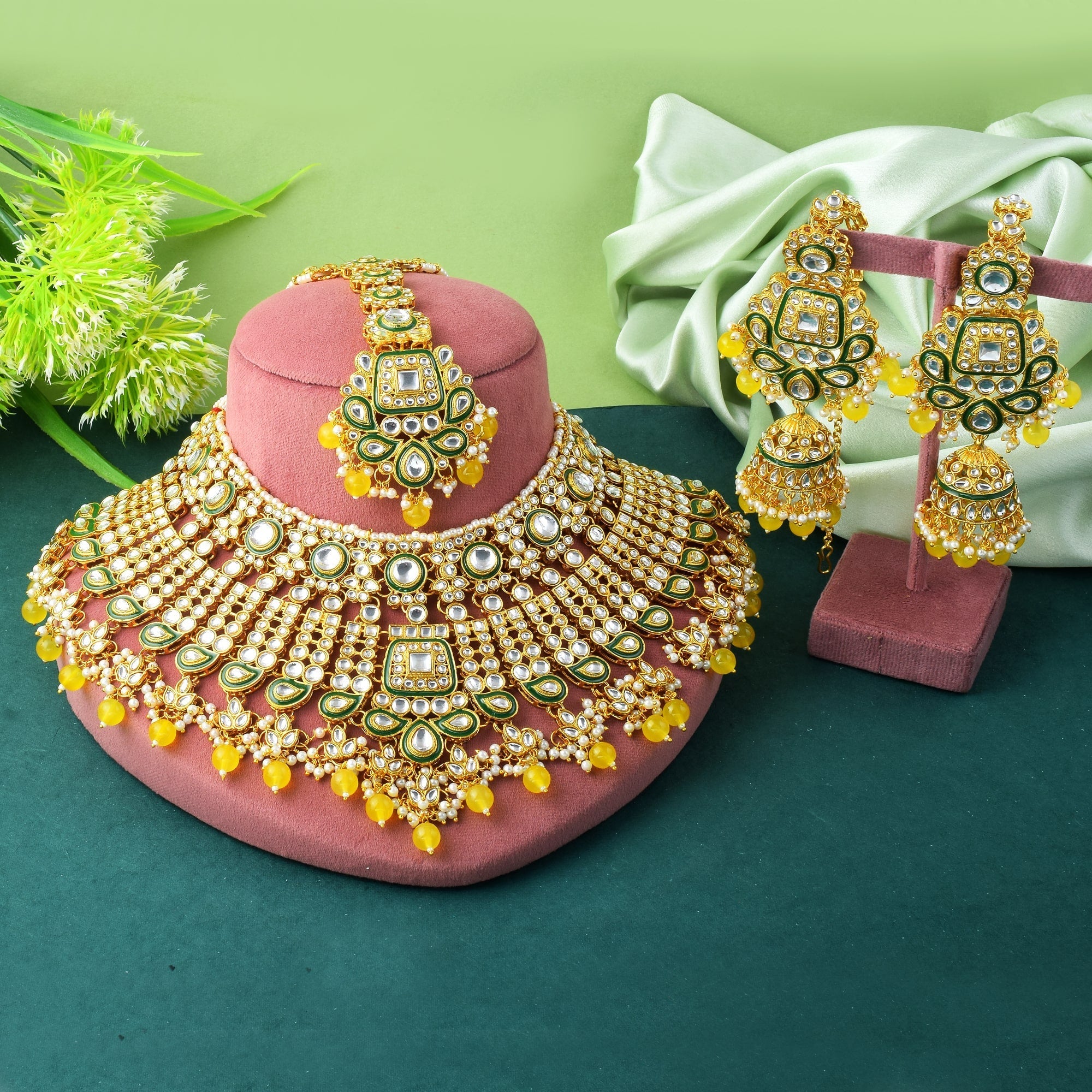 Traditional Yellow Color Kundan Necklace Set For Festive Outfits