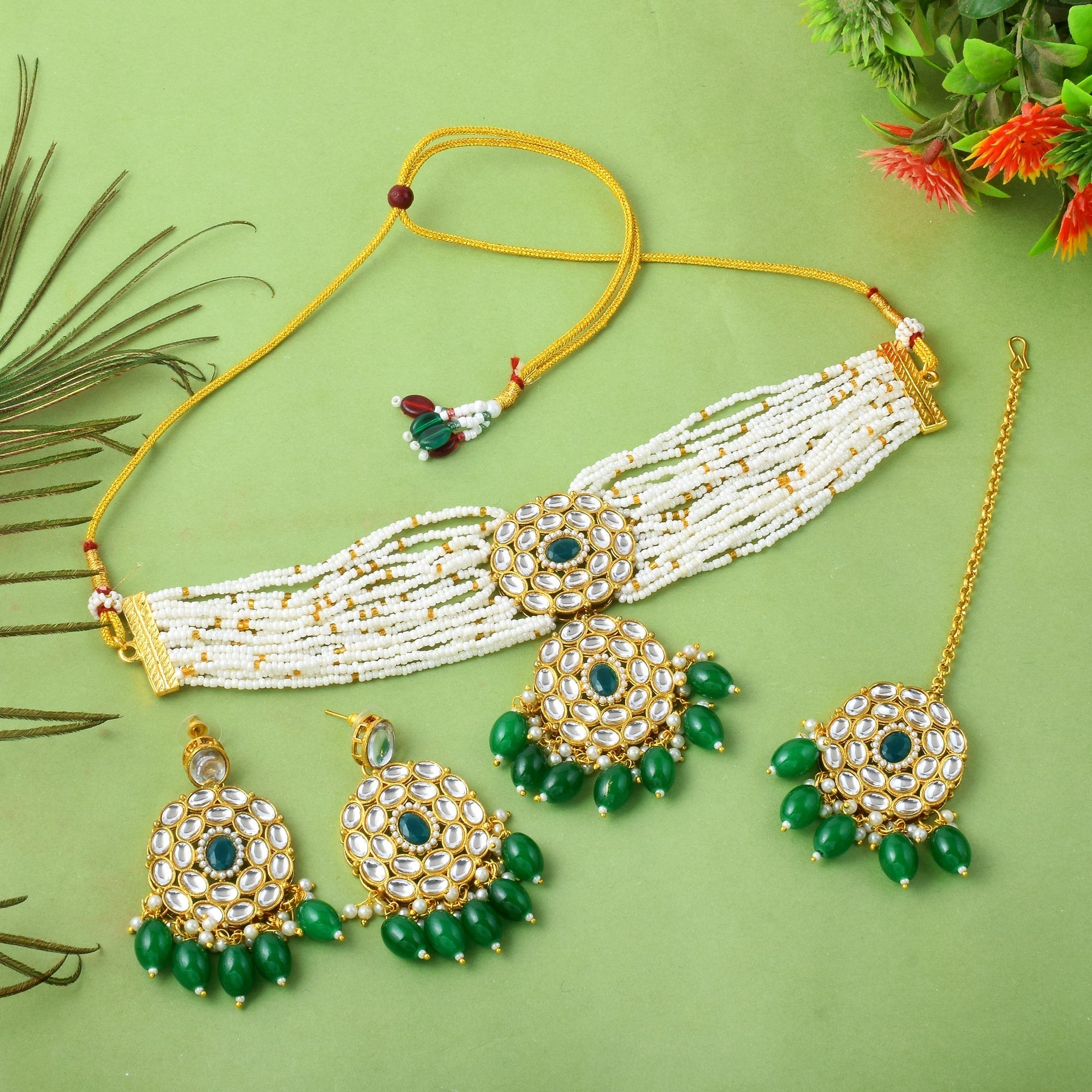 Classic Green Color Choker Kundan Necklace Set For Ethnic Dressing