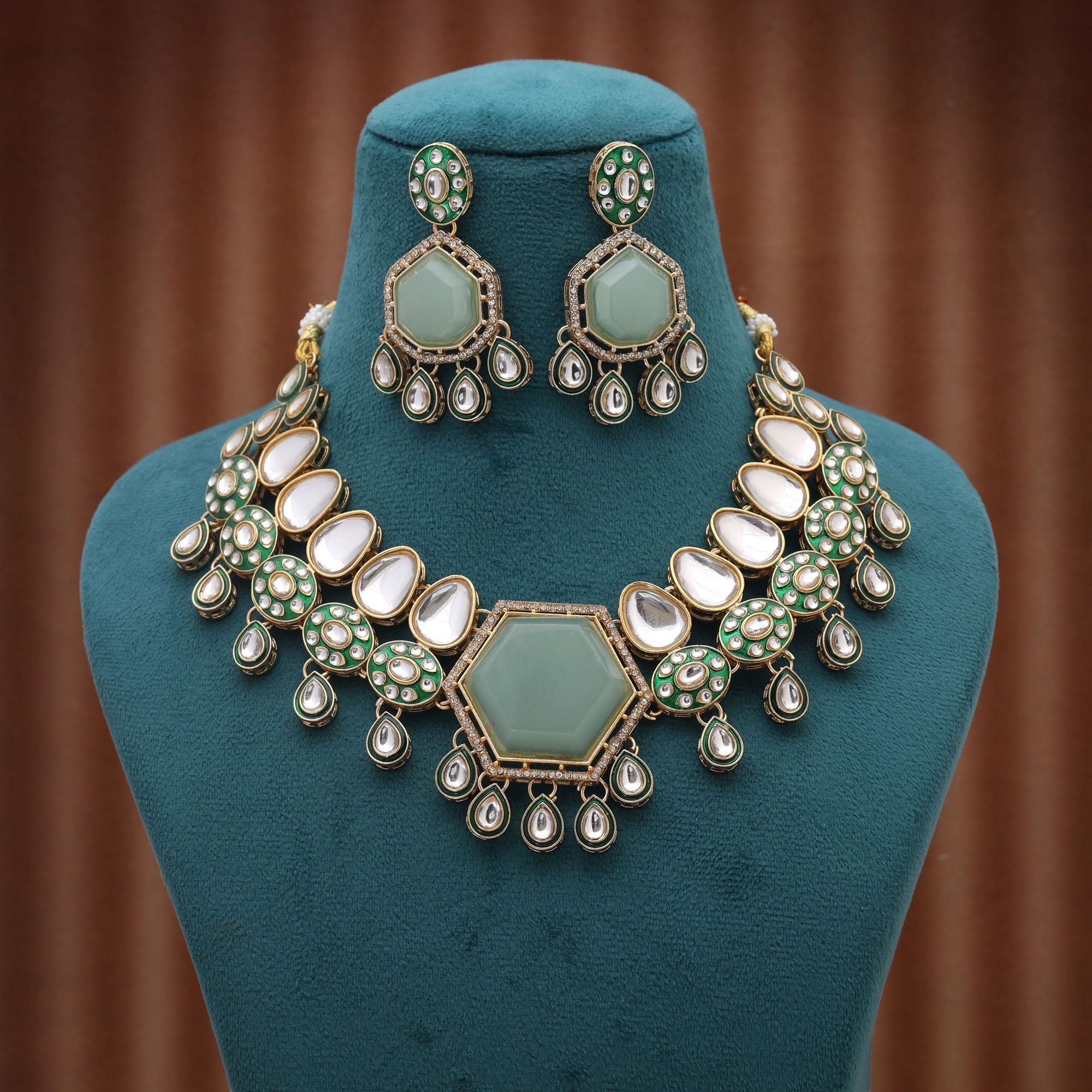 Wedding Collection Pista Green Color Kundan Necklace Set