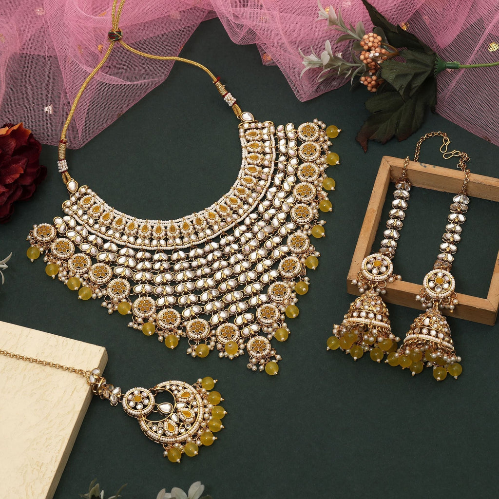 Stylish Yellow Color Kundan Necklace Set Designed For Wedding Jewelry And Ethnic Fashion Outfits