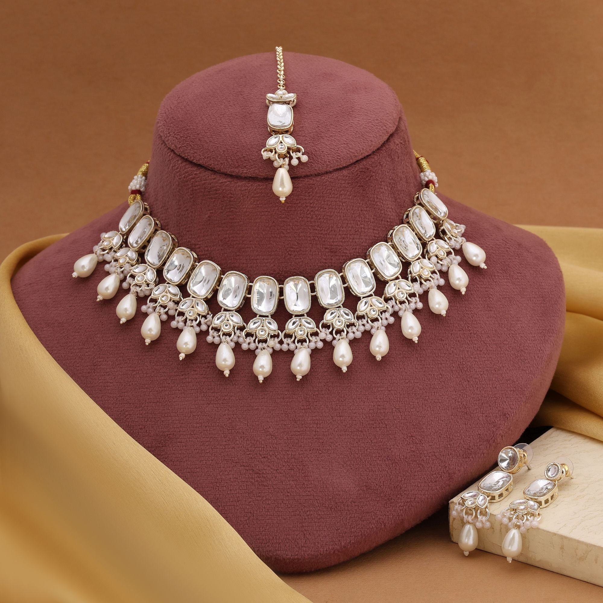 Royal White Color Kundan Necklace Set Crafted With Stunning Detailing And Antique Finish